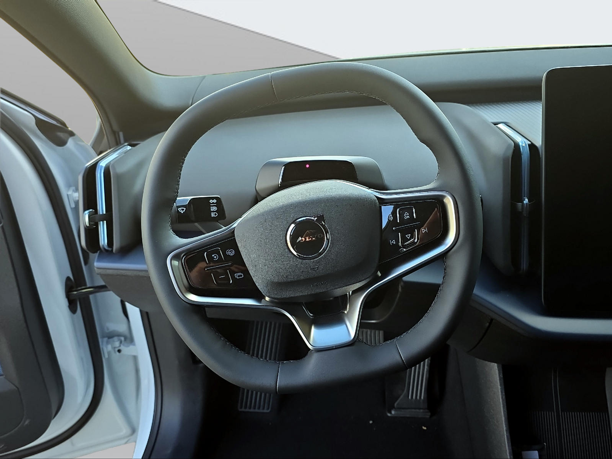 listing desktop thumbnail image 9