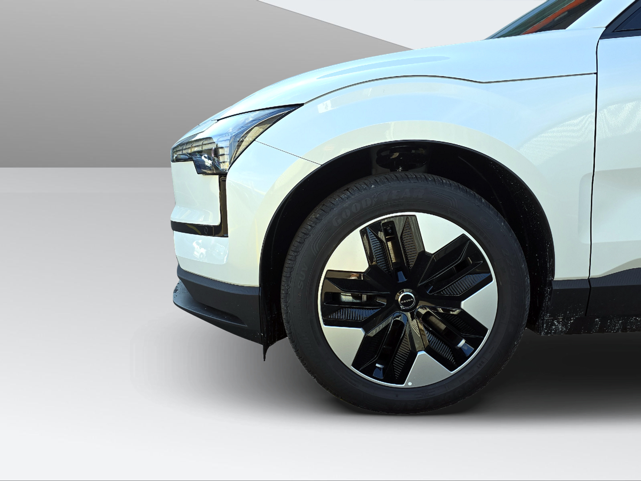 listing desktop thumbnail image 12