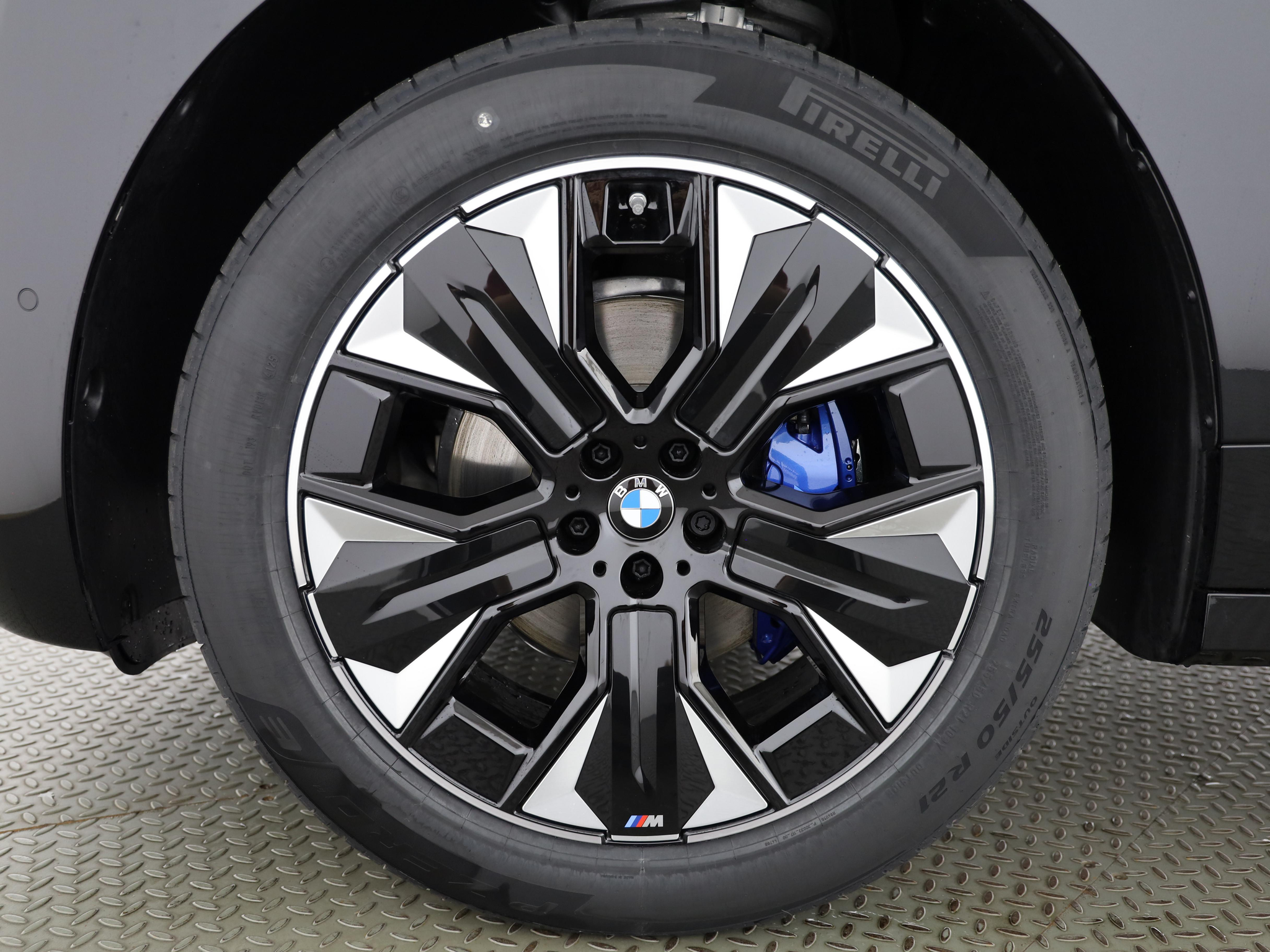 listing desktop thumbnail image 6