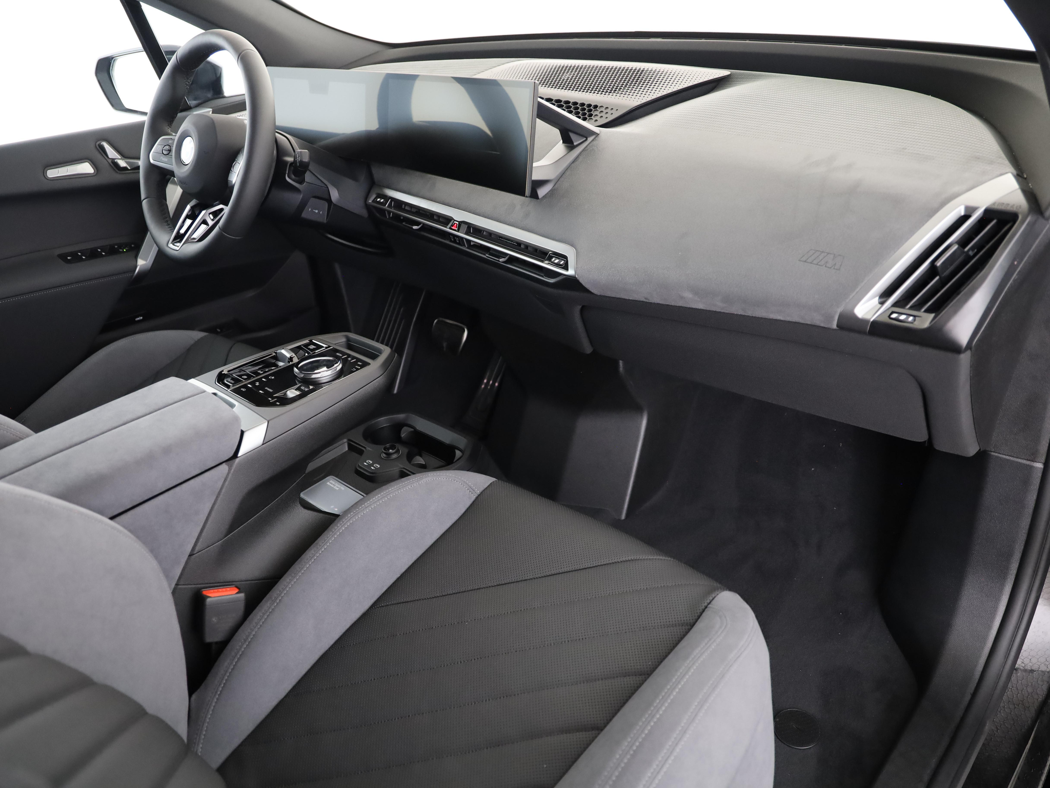 listing desktop thumbnail image 15