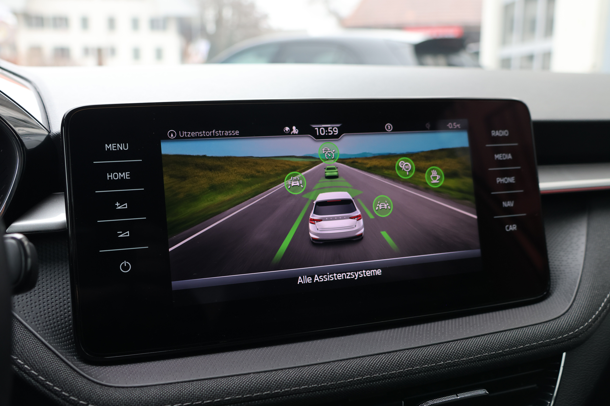 listing desktop thumbnail image 21