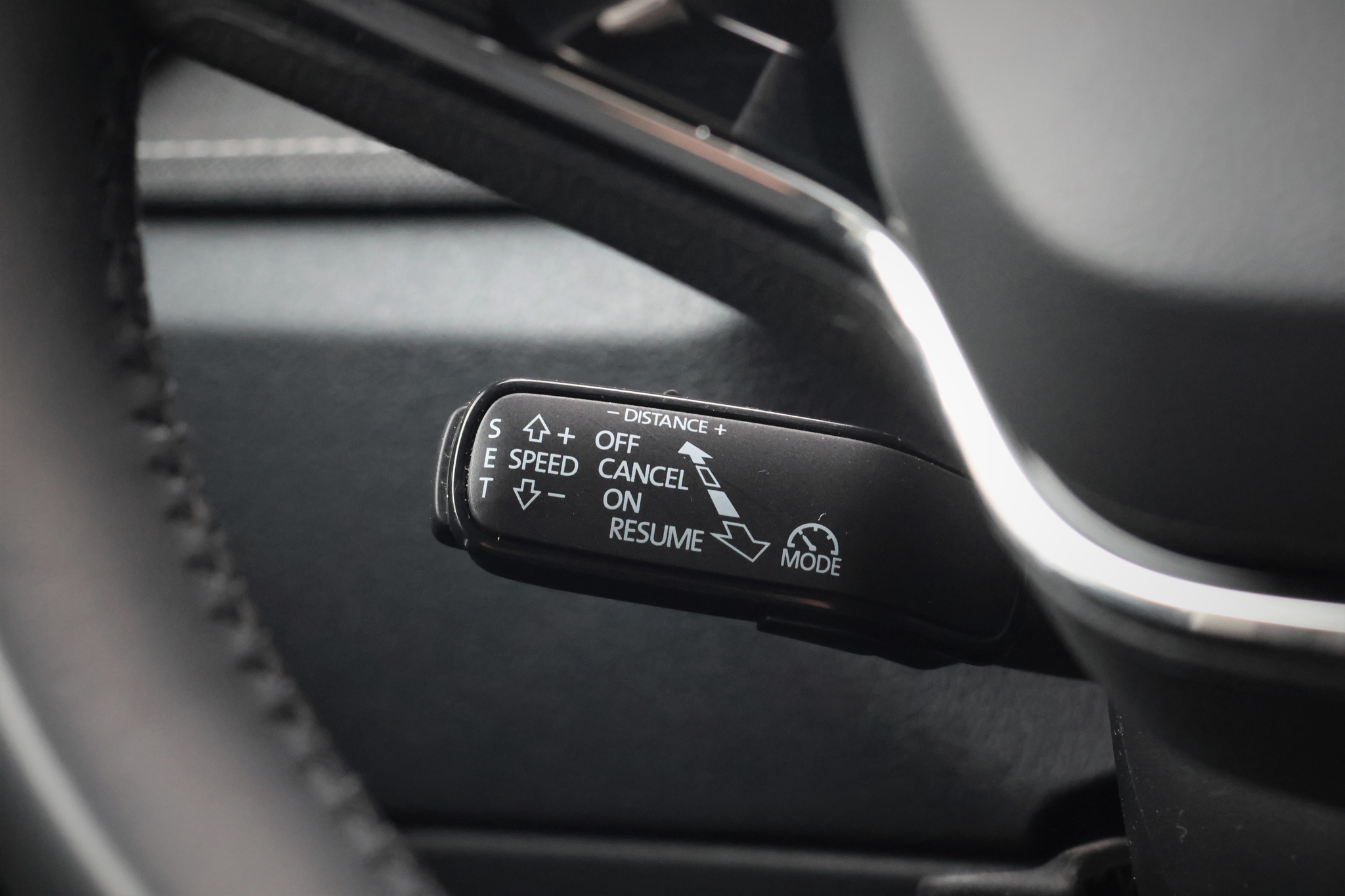 listing desktop thumbnail image 17