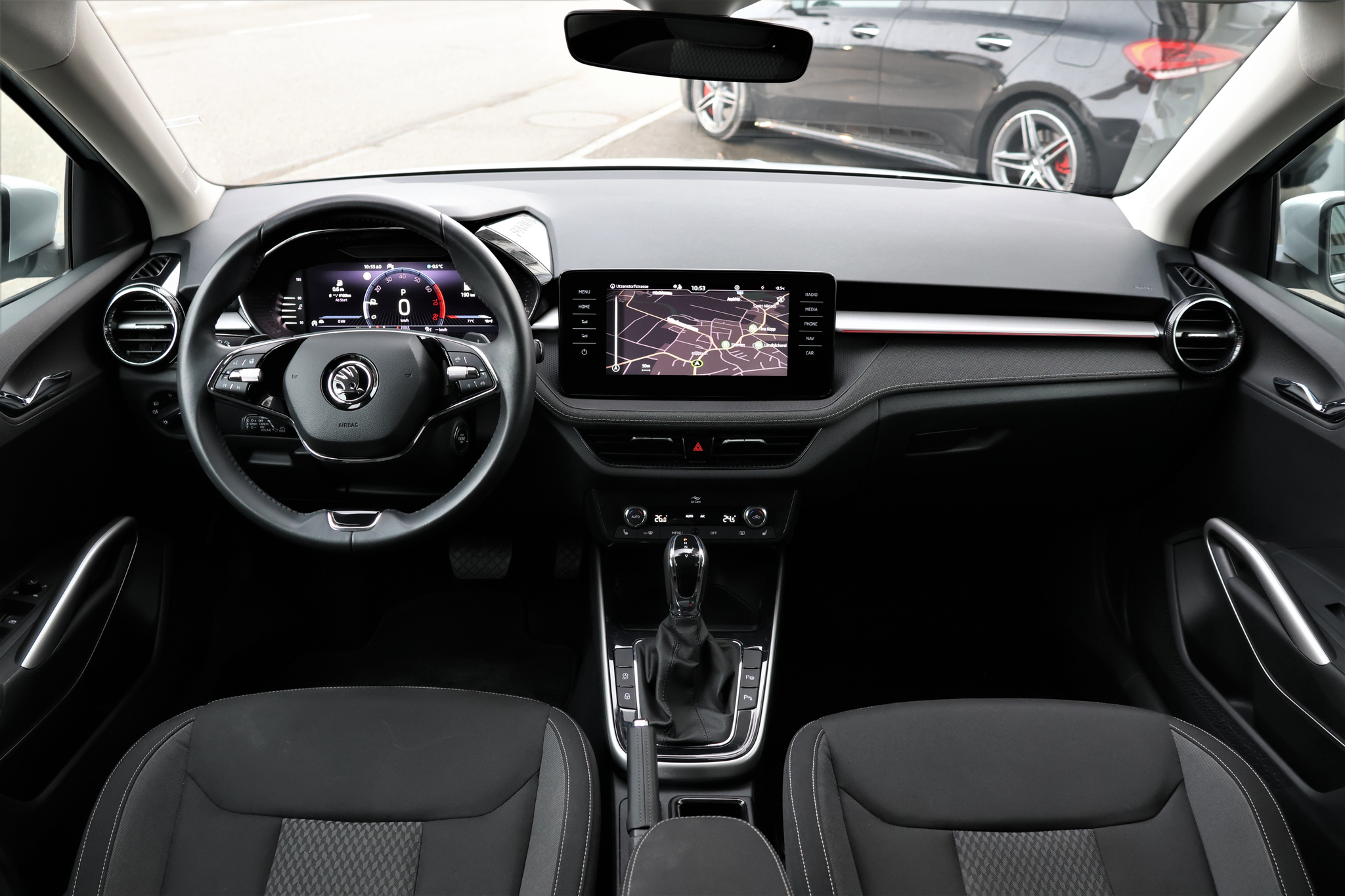 listing desktop thumbnail image 14