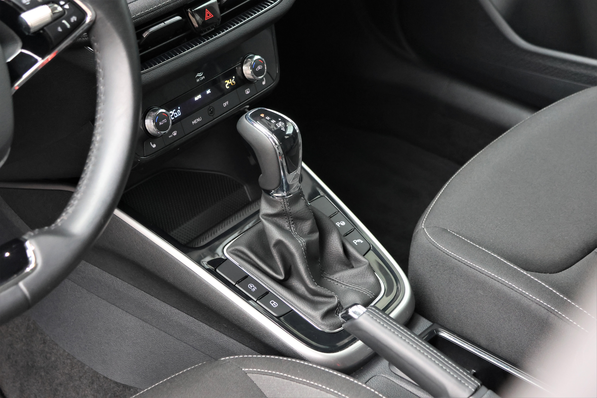 listing desktop thumbnail image 10