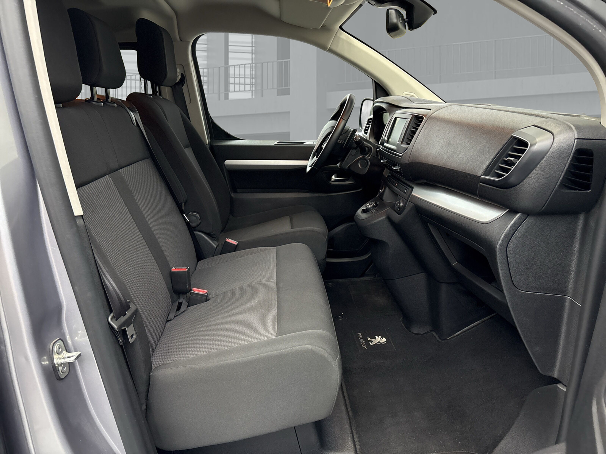 listing desktop thumbnail image 10