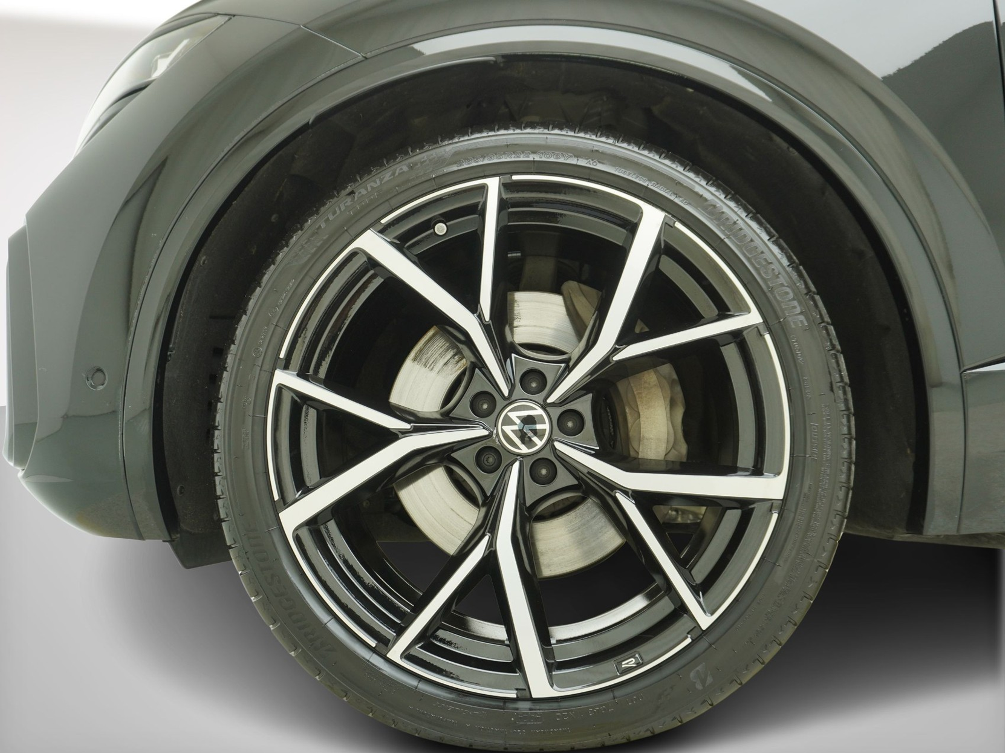 listing desktop thumbnail image 6