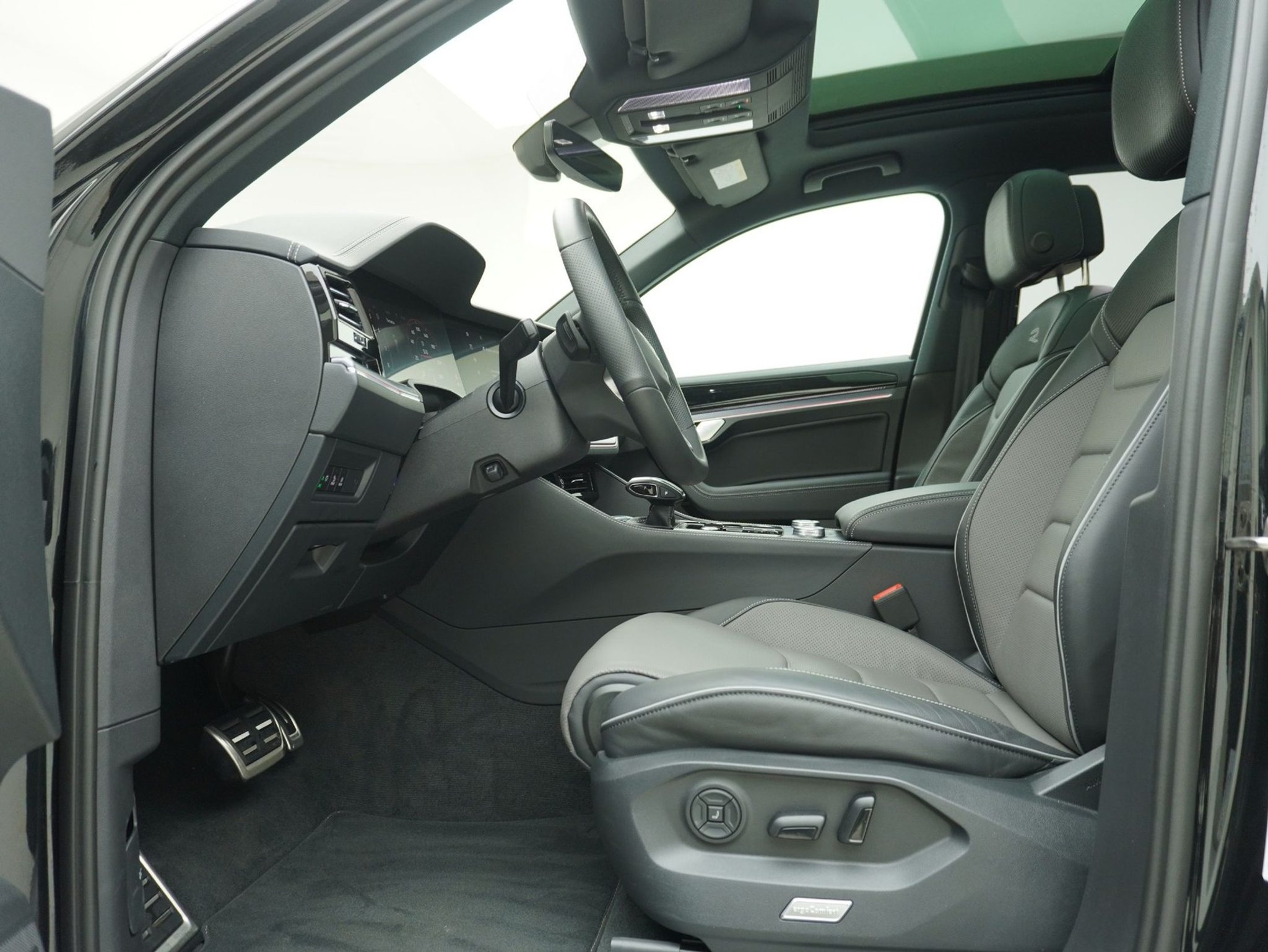 listing desktop thumbnail image 8