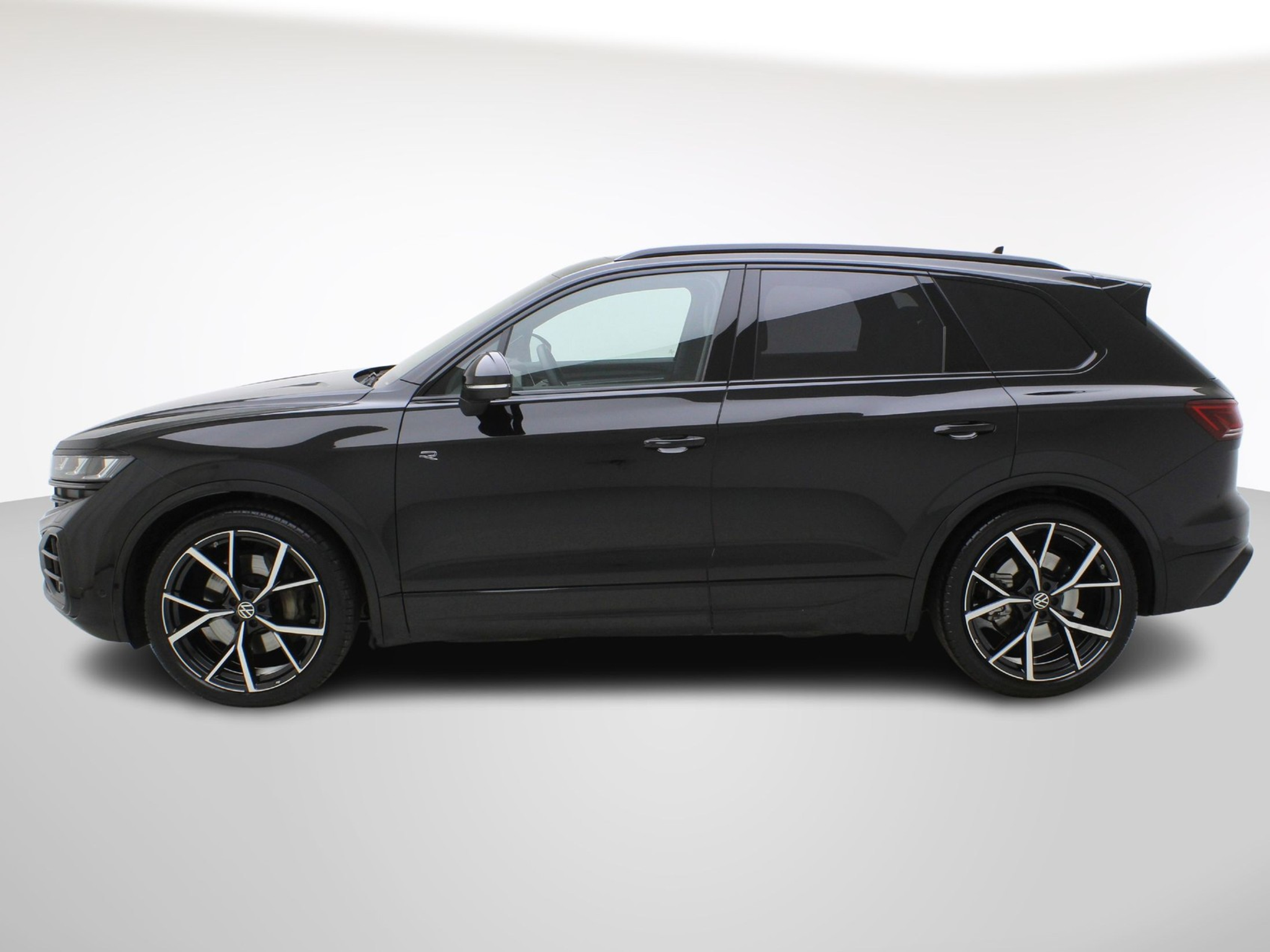 listing desktop thumbnail image 2