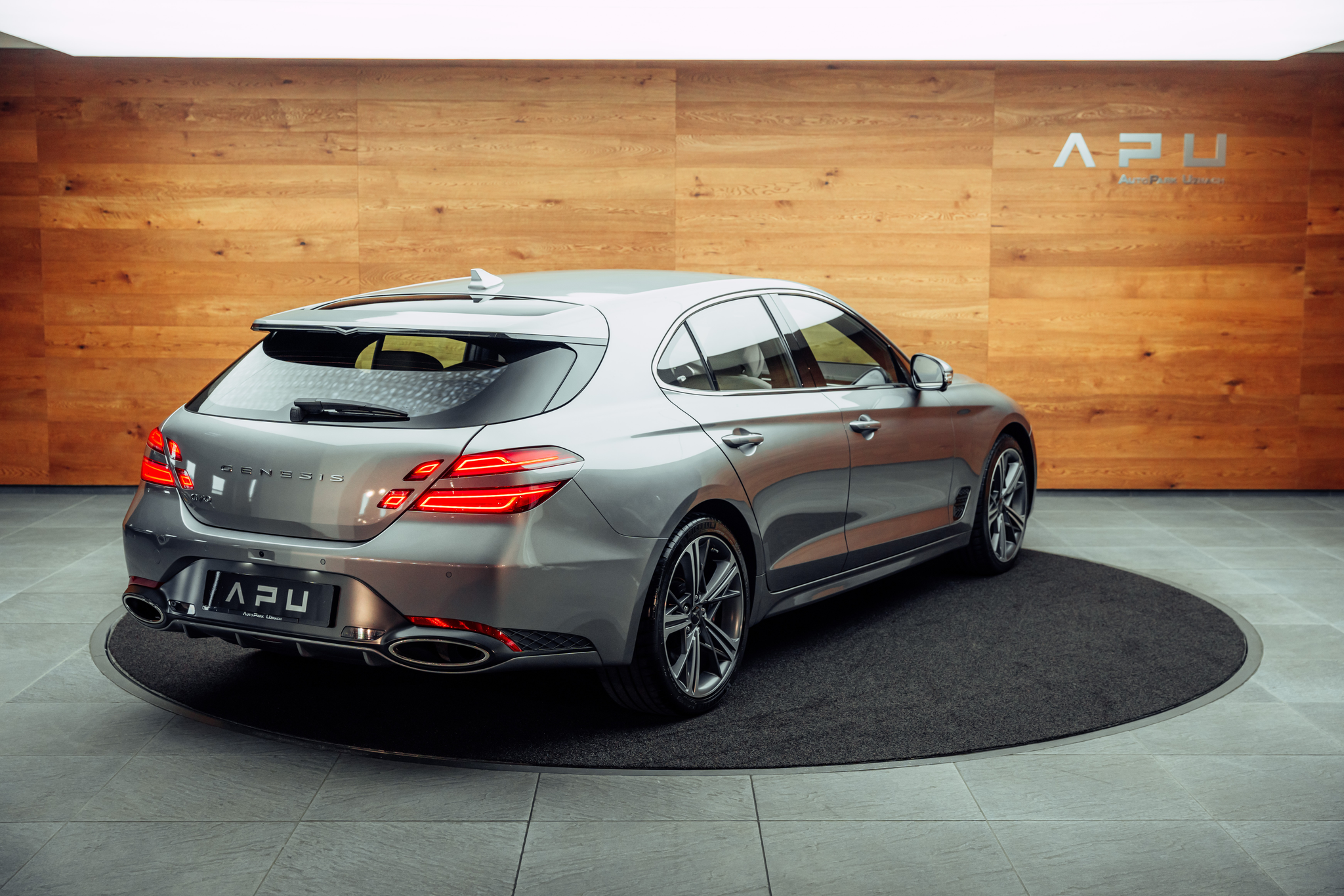 listing desktop thumbnail image 1