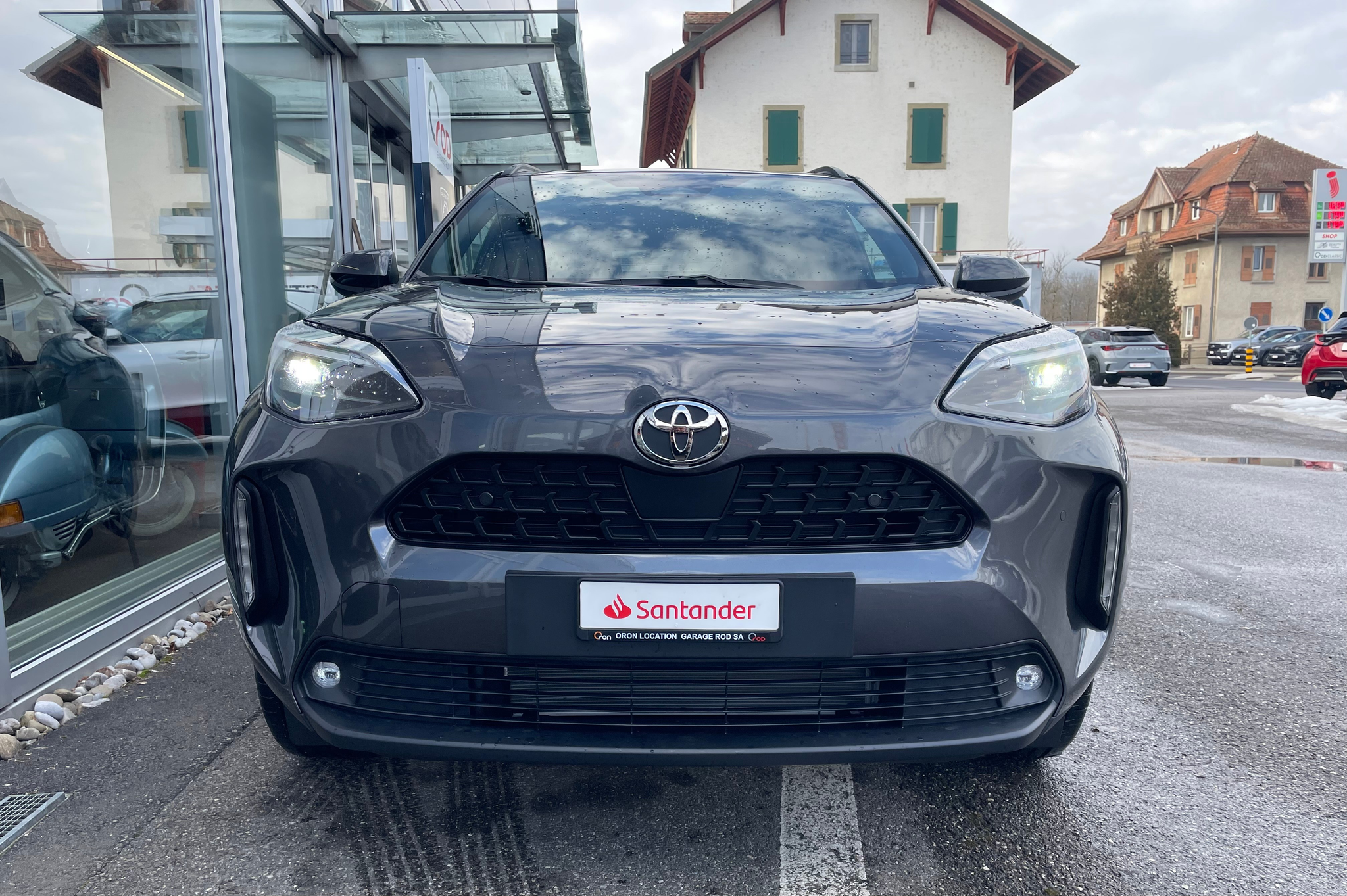 listing desktop thumbnail image 1