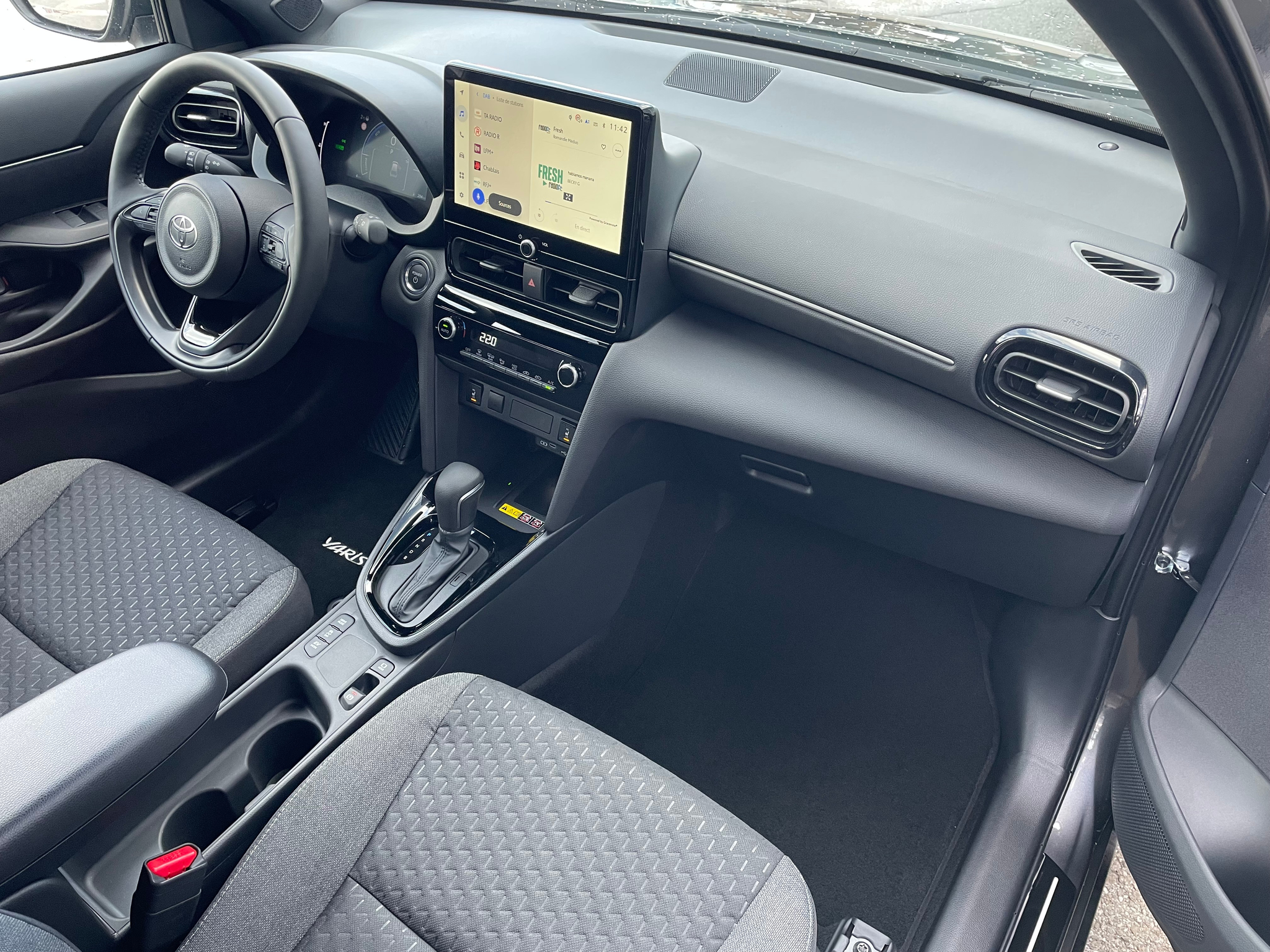 listing desktop thumbnail image 10