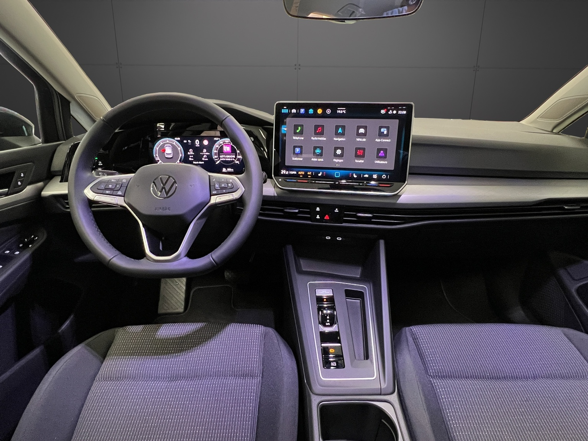 listing desktop thumbnail image 9