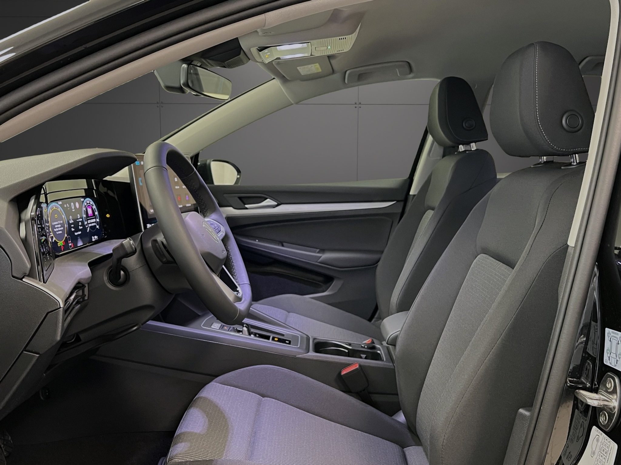 listing desktop thumbnail image 5