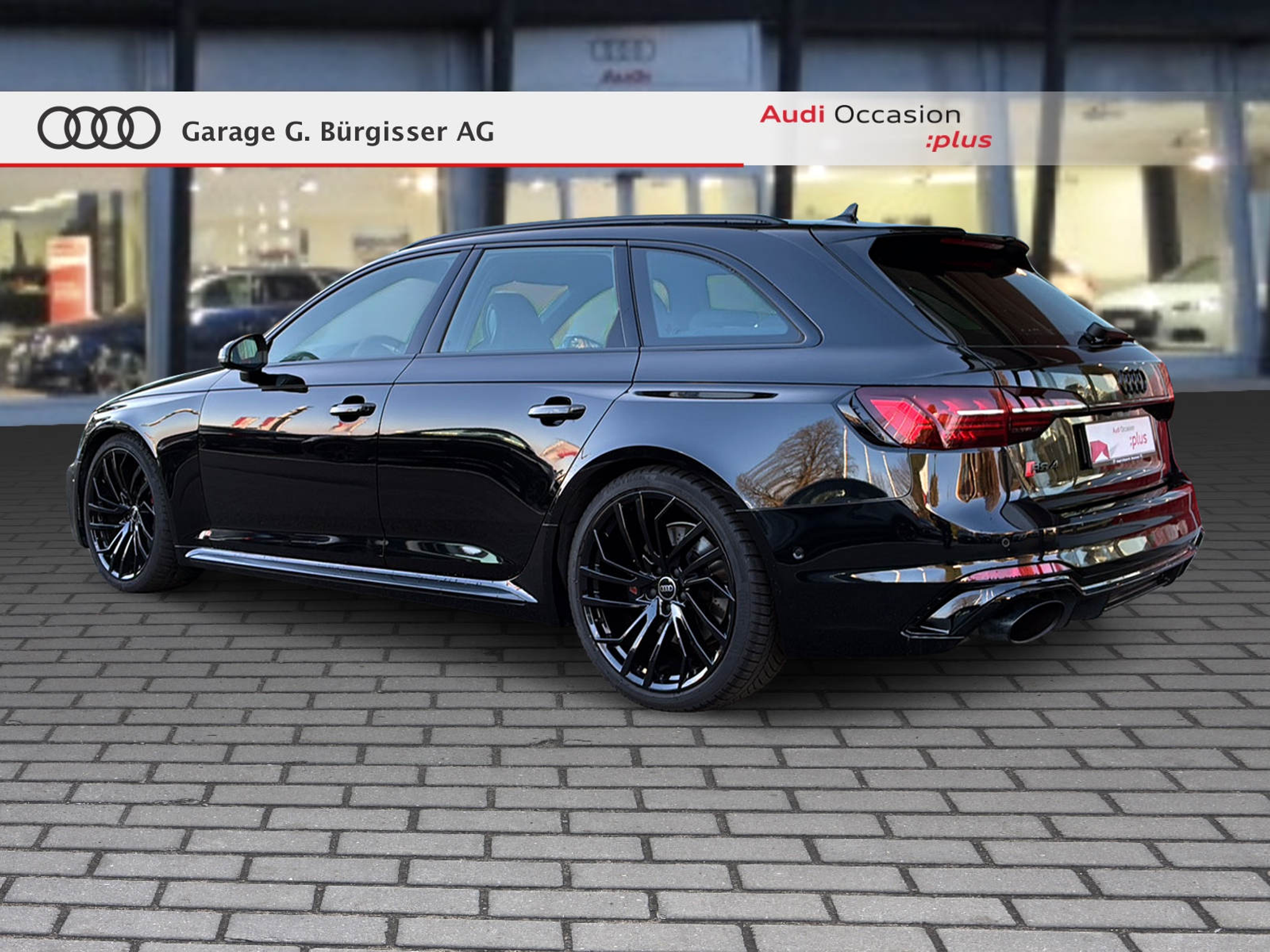 listing desktop thumbnail image 3