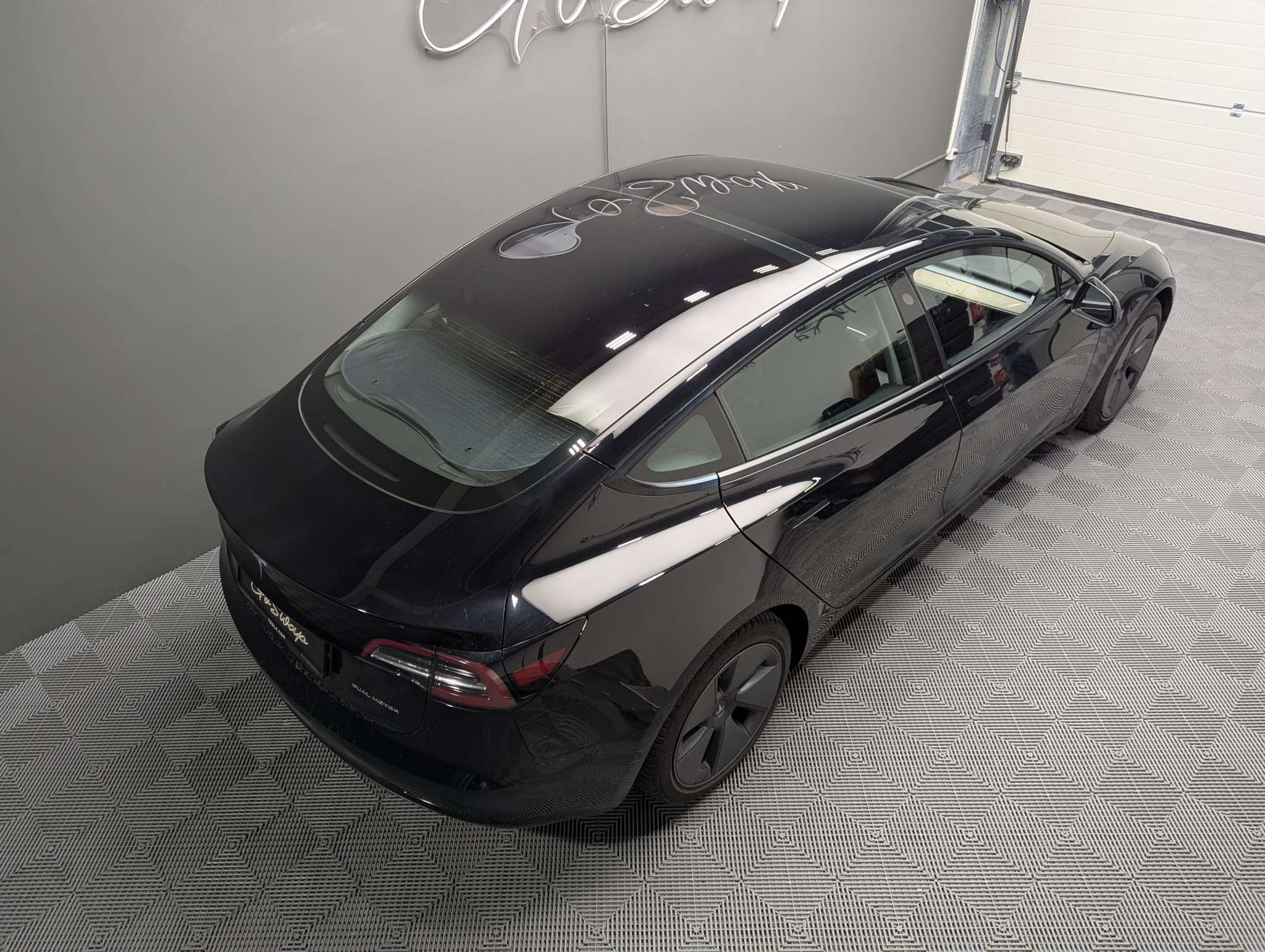 car-image-1