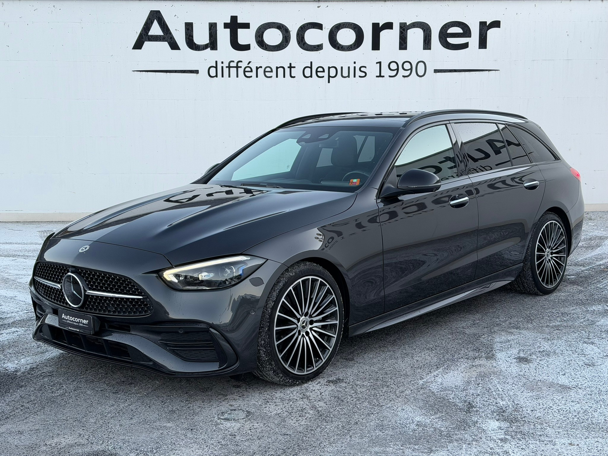 listing desktop thumbnail image 0