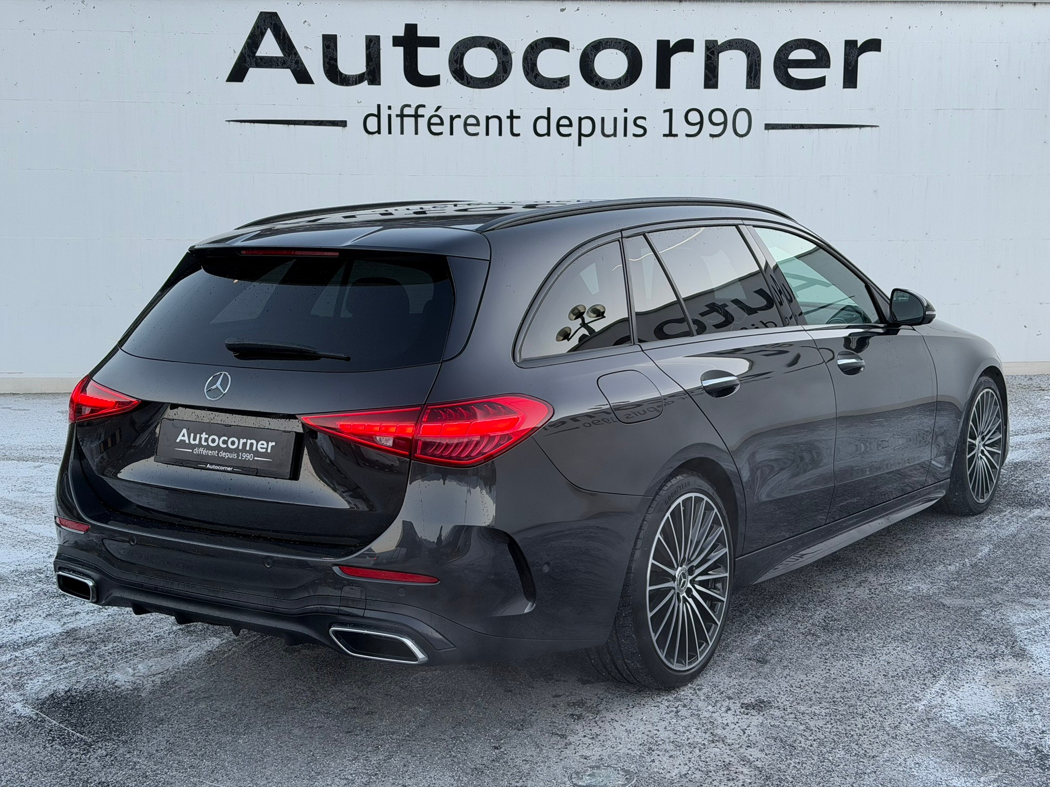 listing desktop thumbnail image 2