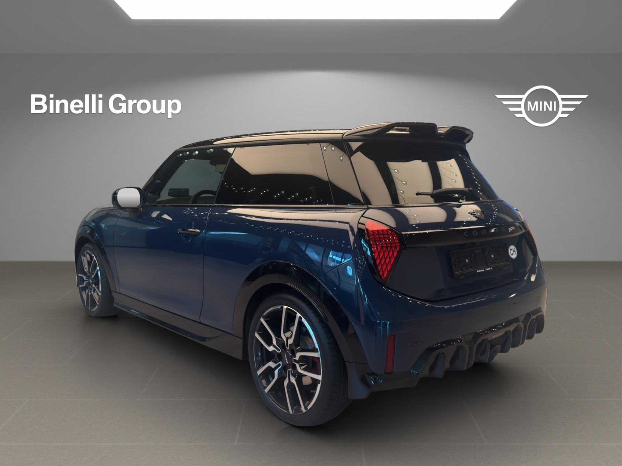 listing desktop thumbnail image 3