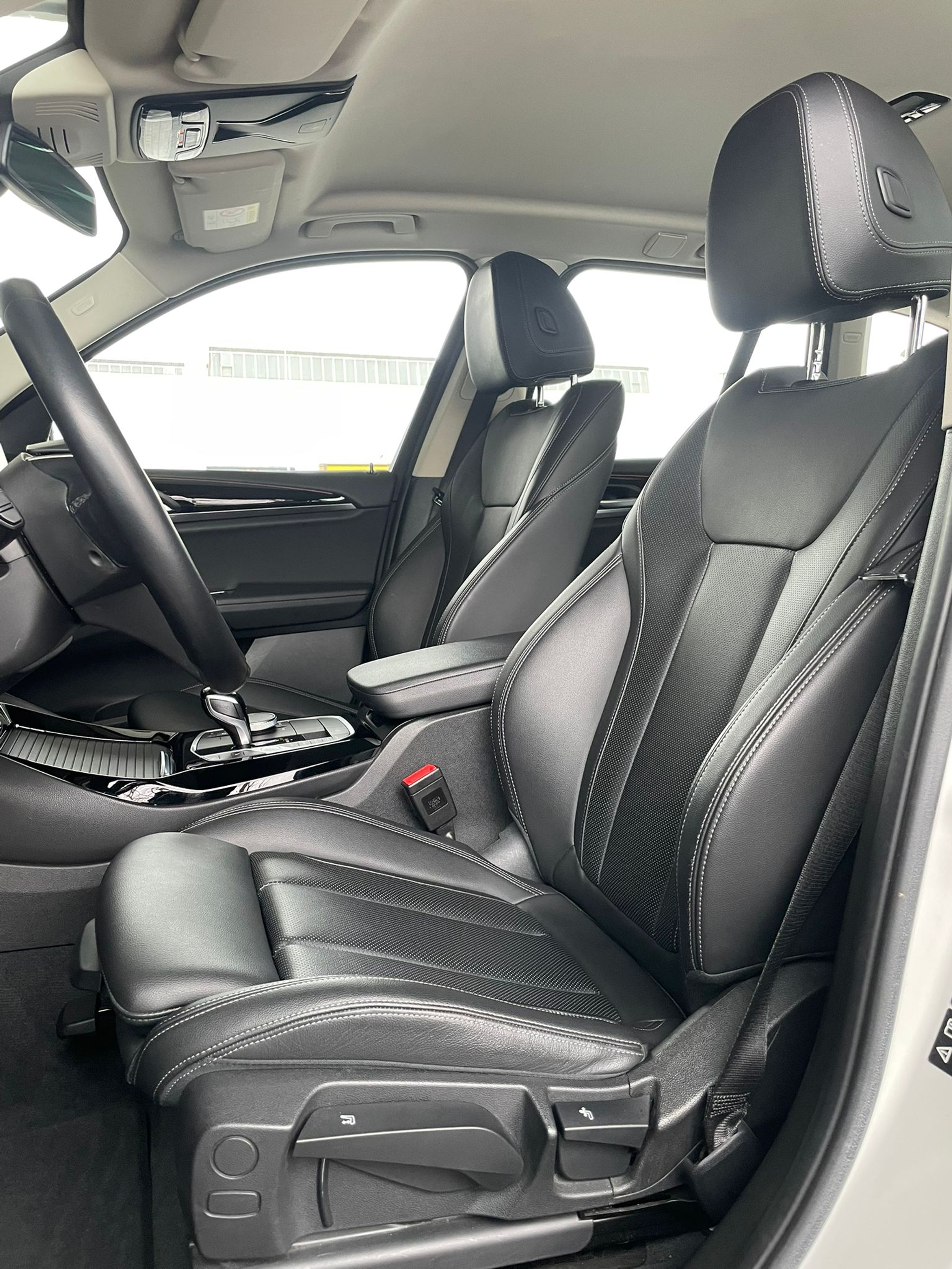 listing desktop thumbnail image 5