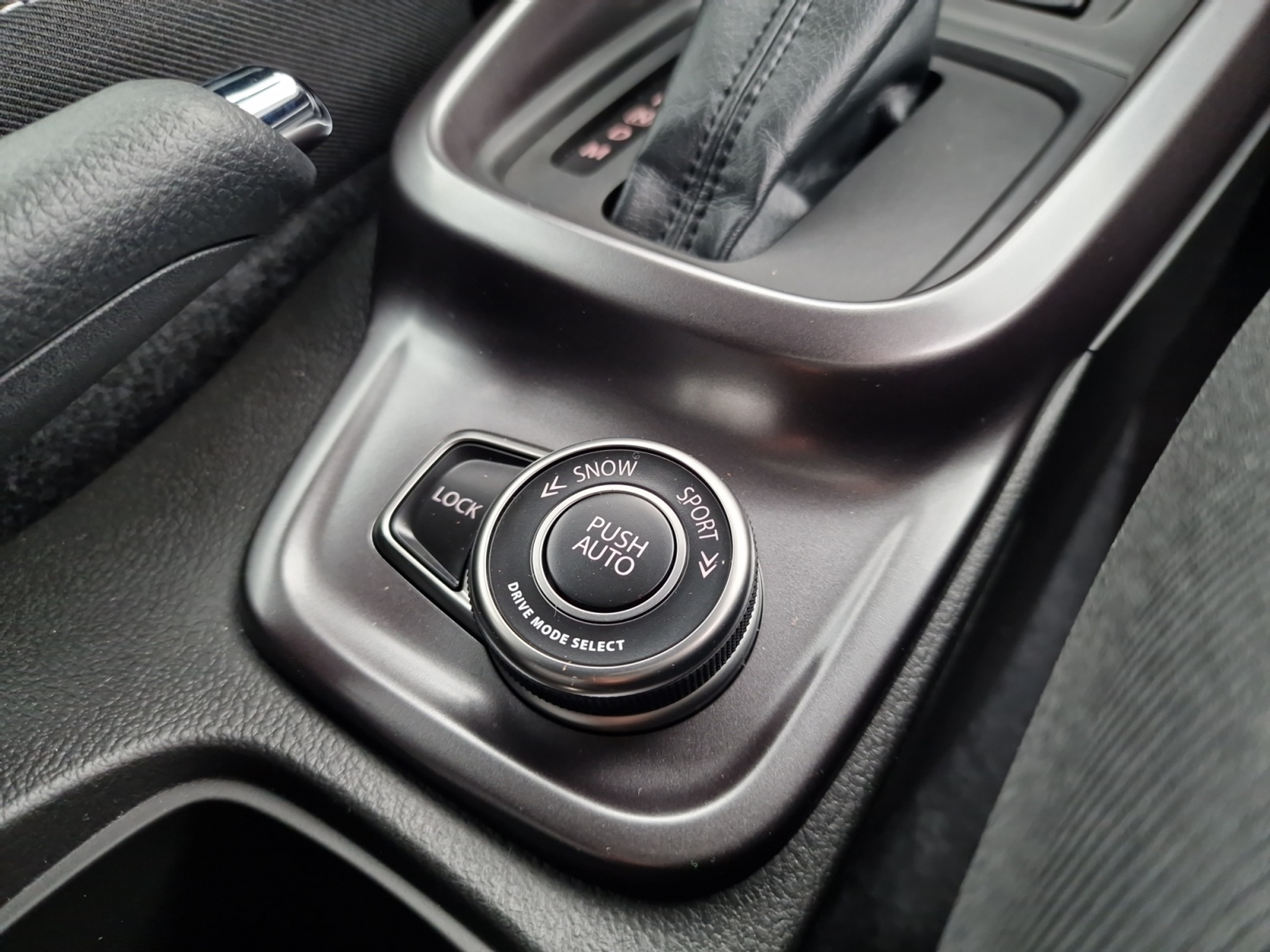 listing desktop thumbnail image 17