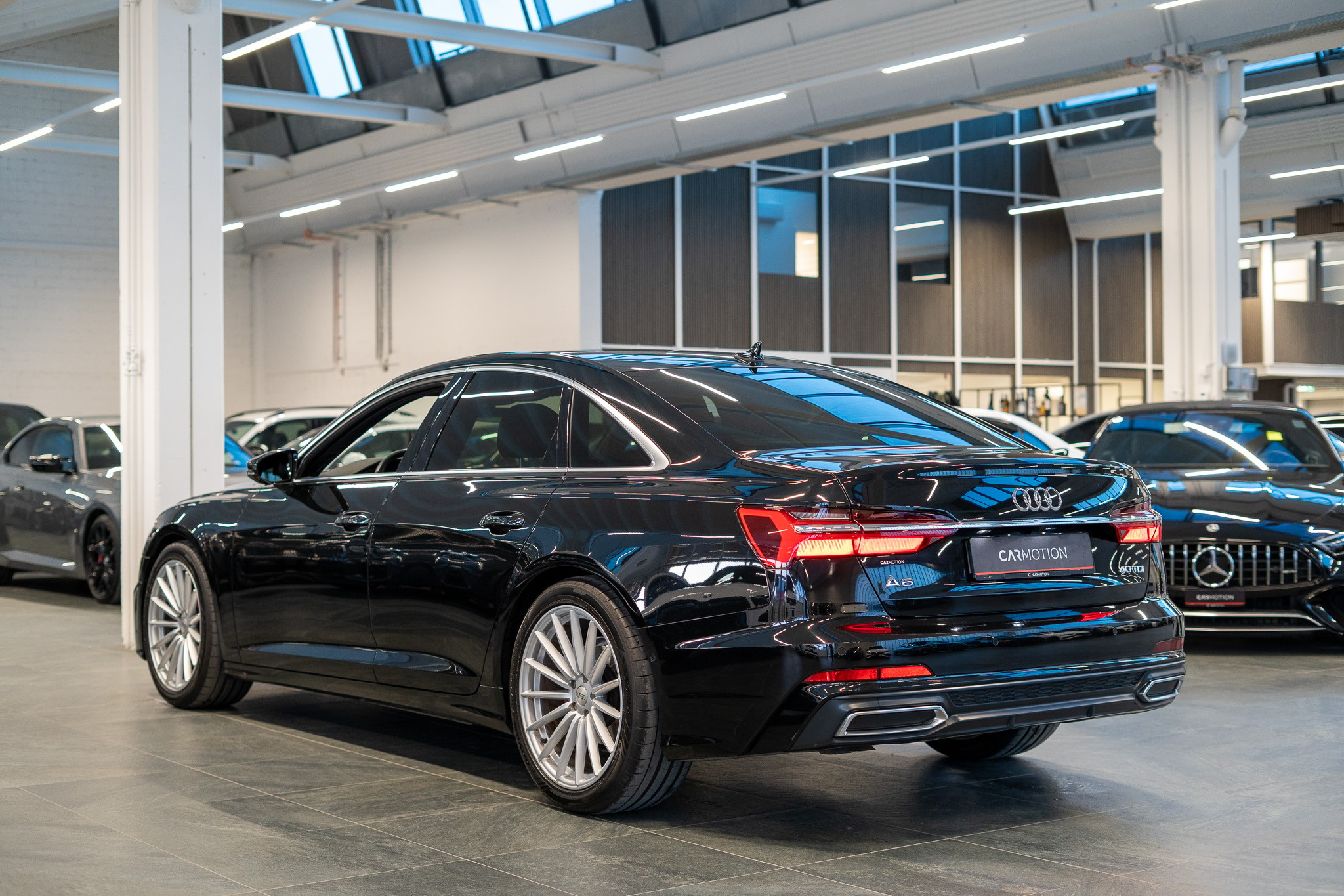 listing desktop thumbnail image 22