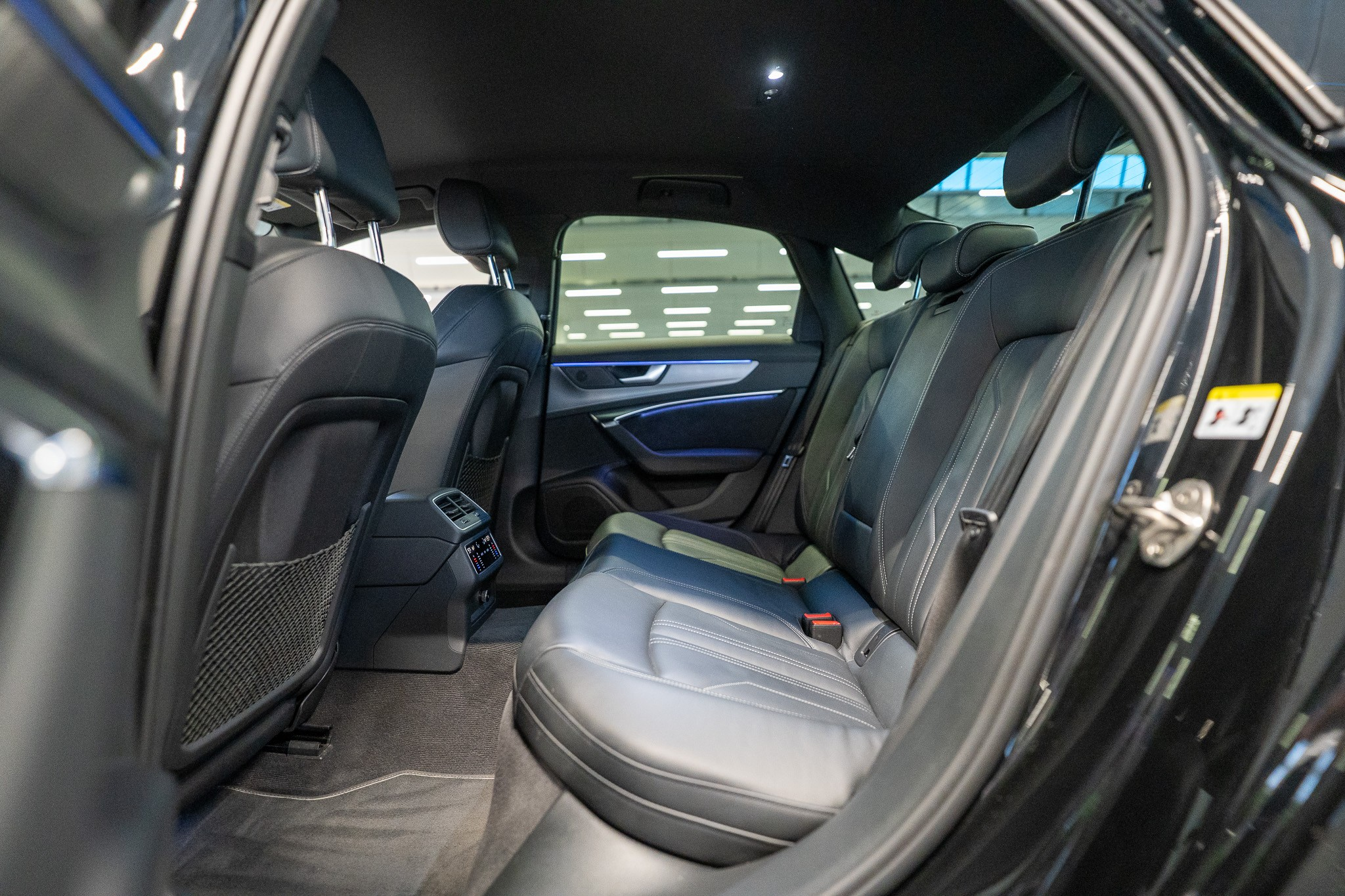 listing desktop thumbnail image 11