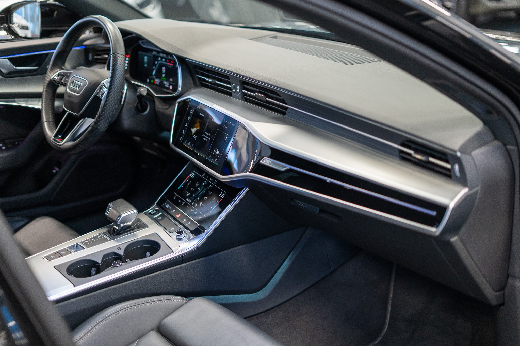 listing desktop thumbnail image 14