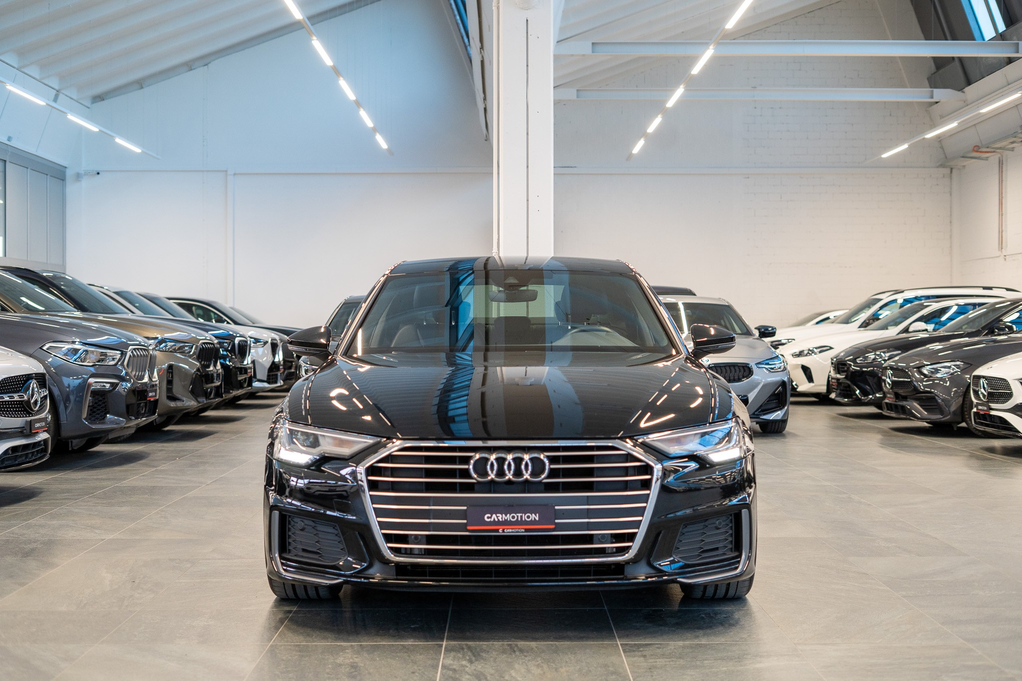 listing desktop thumbnail image 1