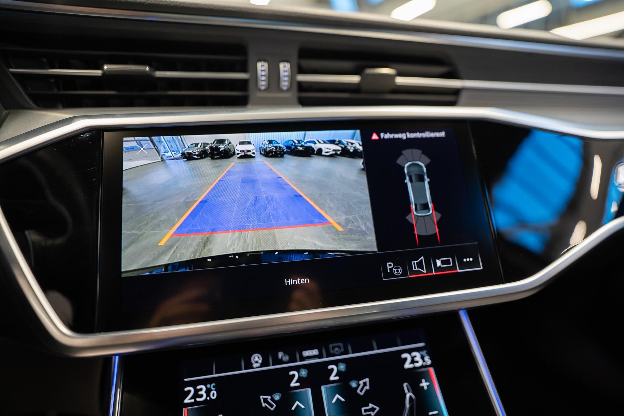 listing desktop thumbnail image 19