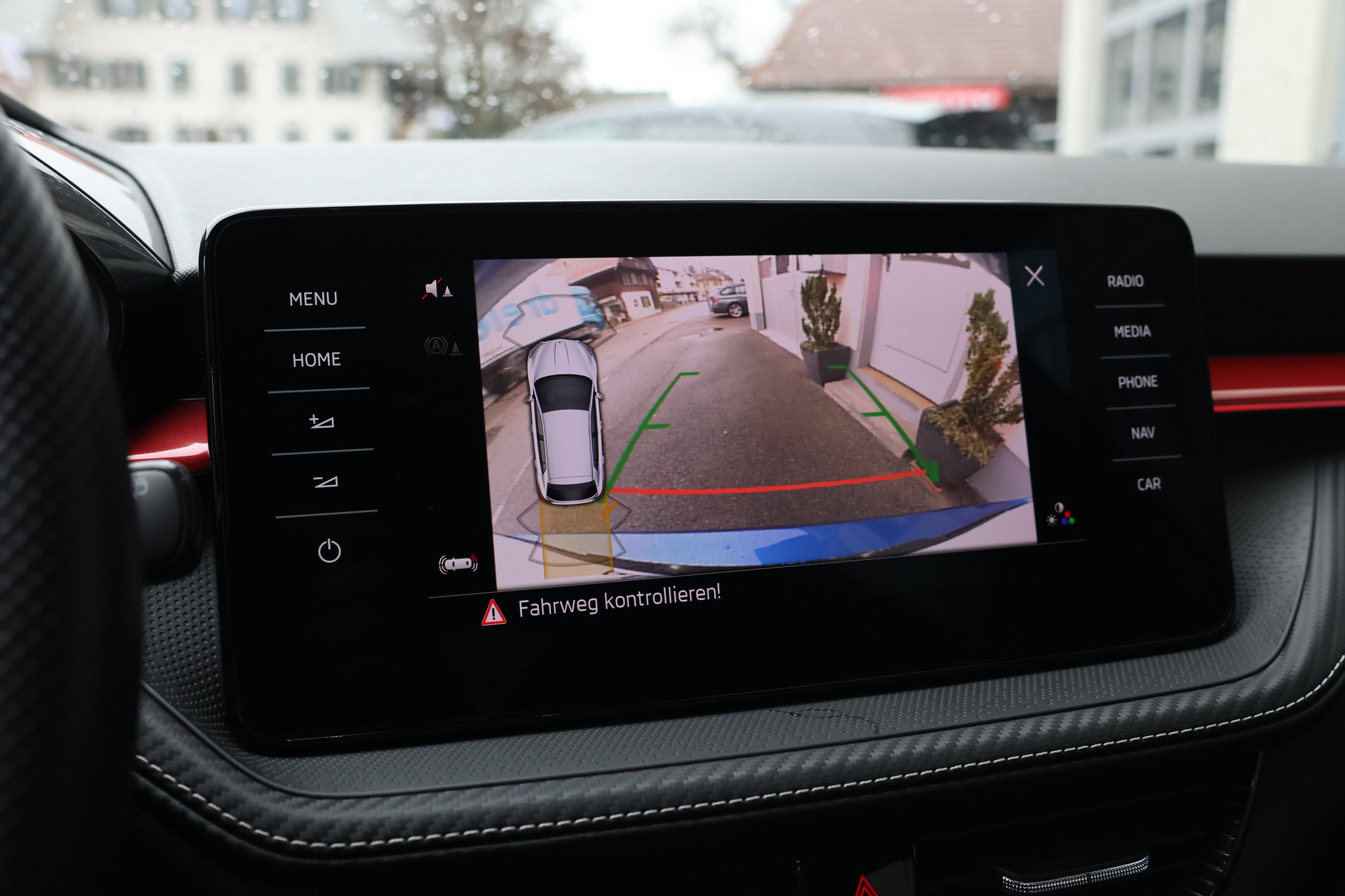 listing desktop thumbnail image 22