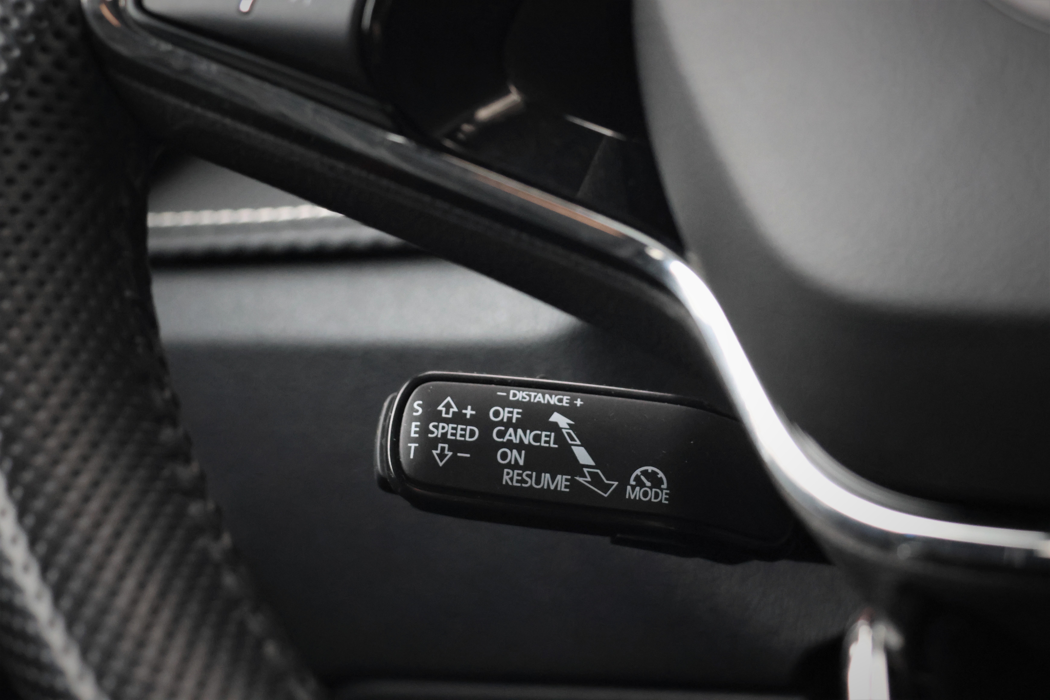 listing desktop thumbnail image 18