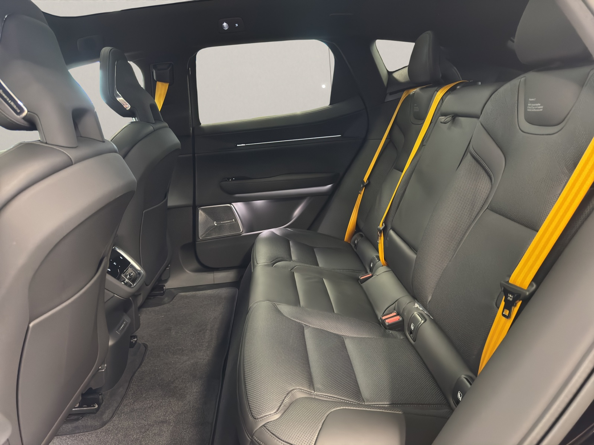 listing desktop thumbnail image 12