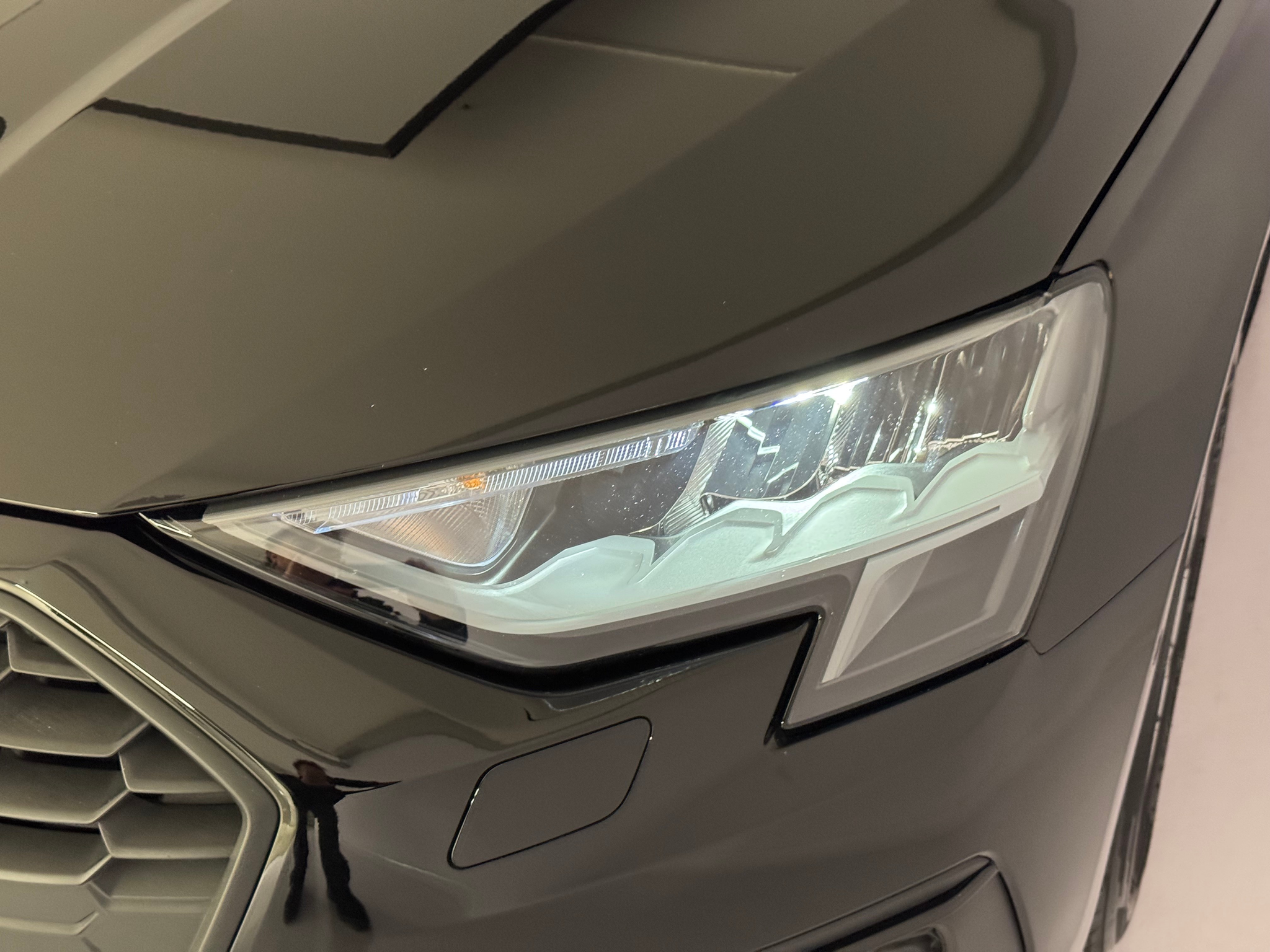 listing desktop thumbnail image 16