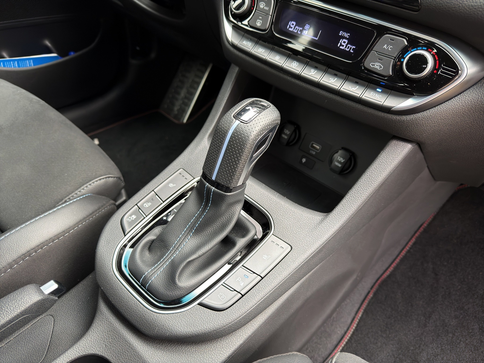 listing desktop thumbnail image 25