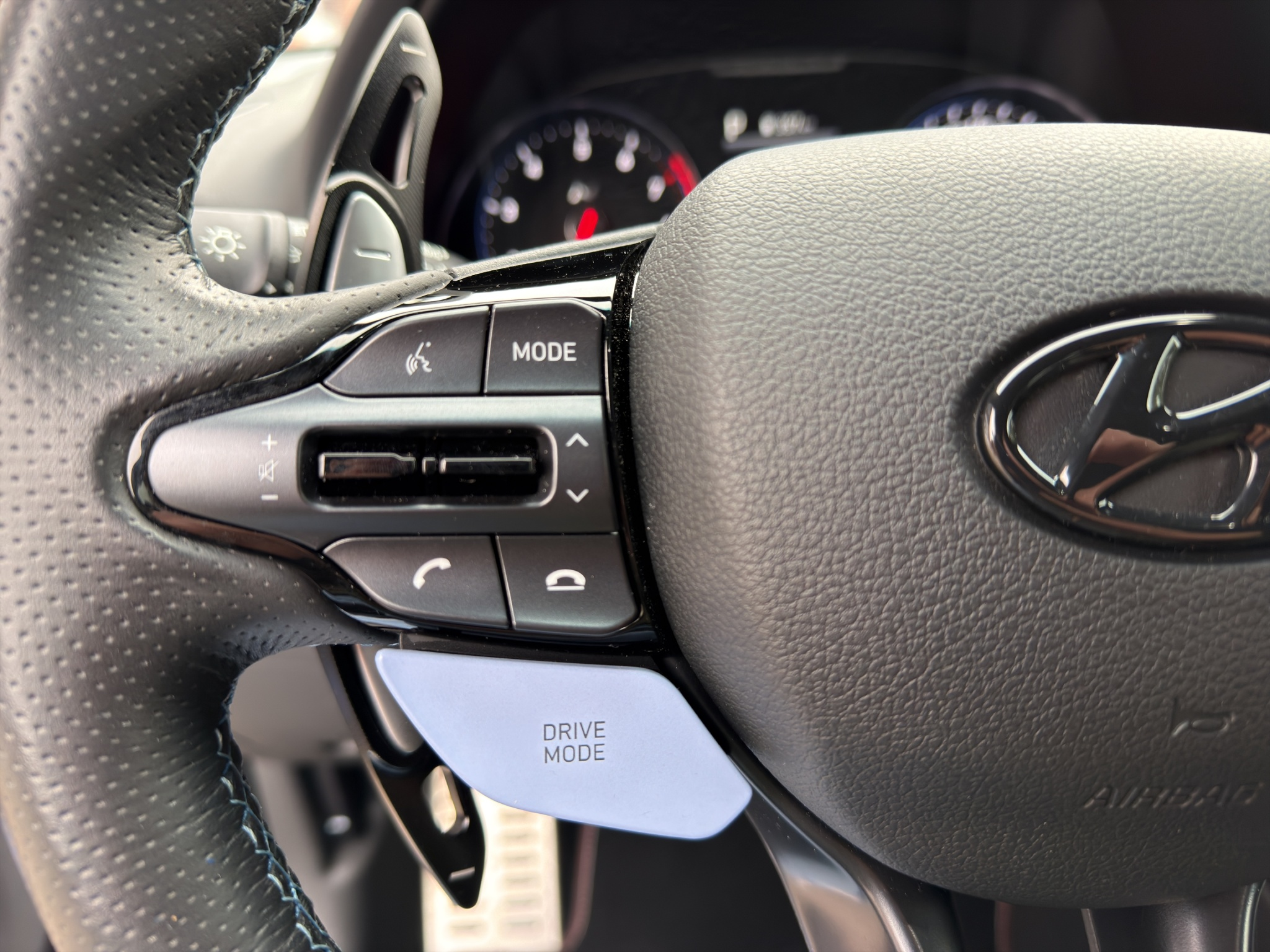 listing desktop thumbnail image 16