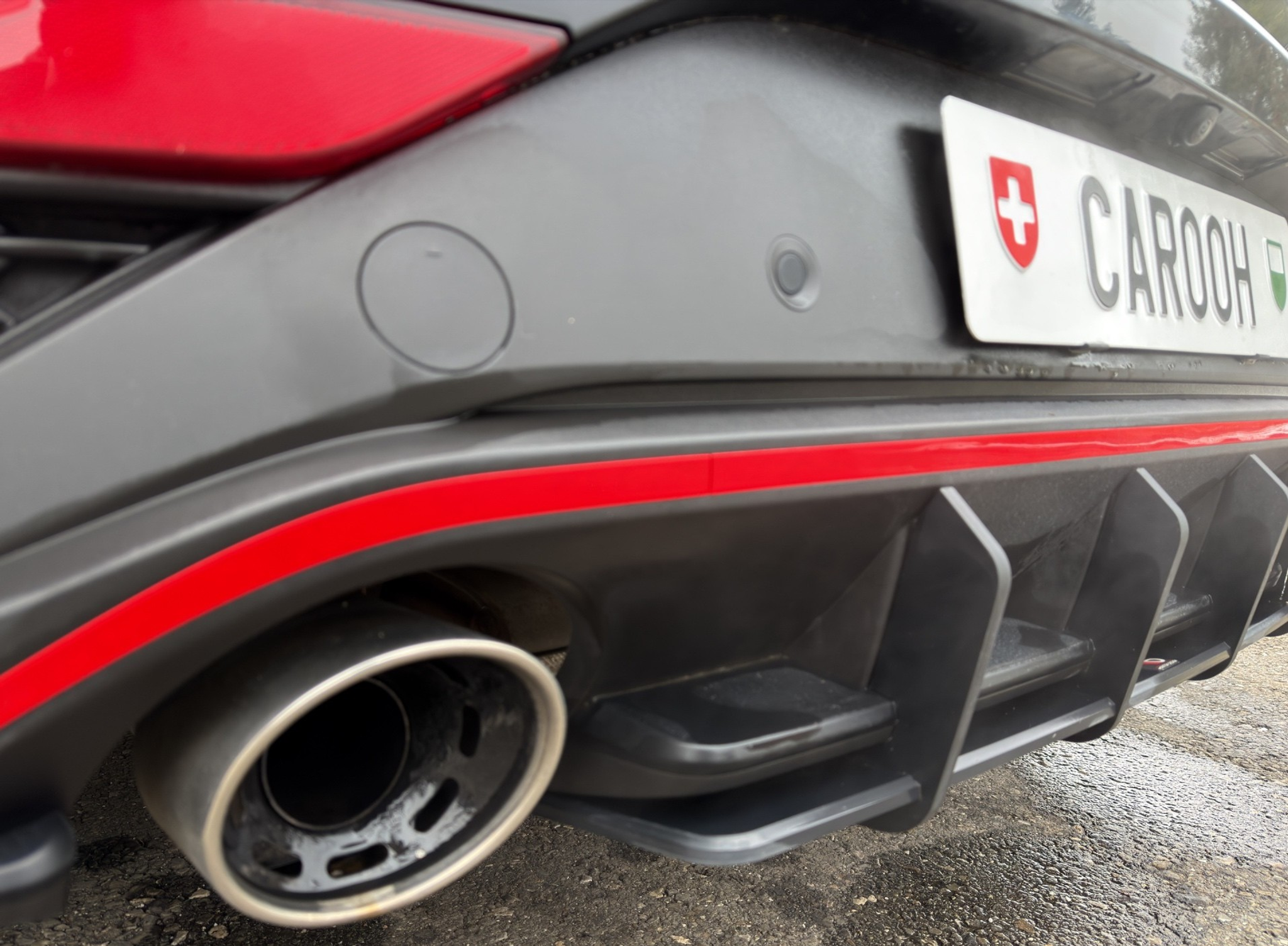 listing desktop thumbnail image 30