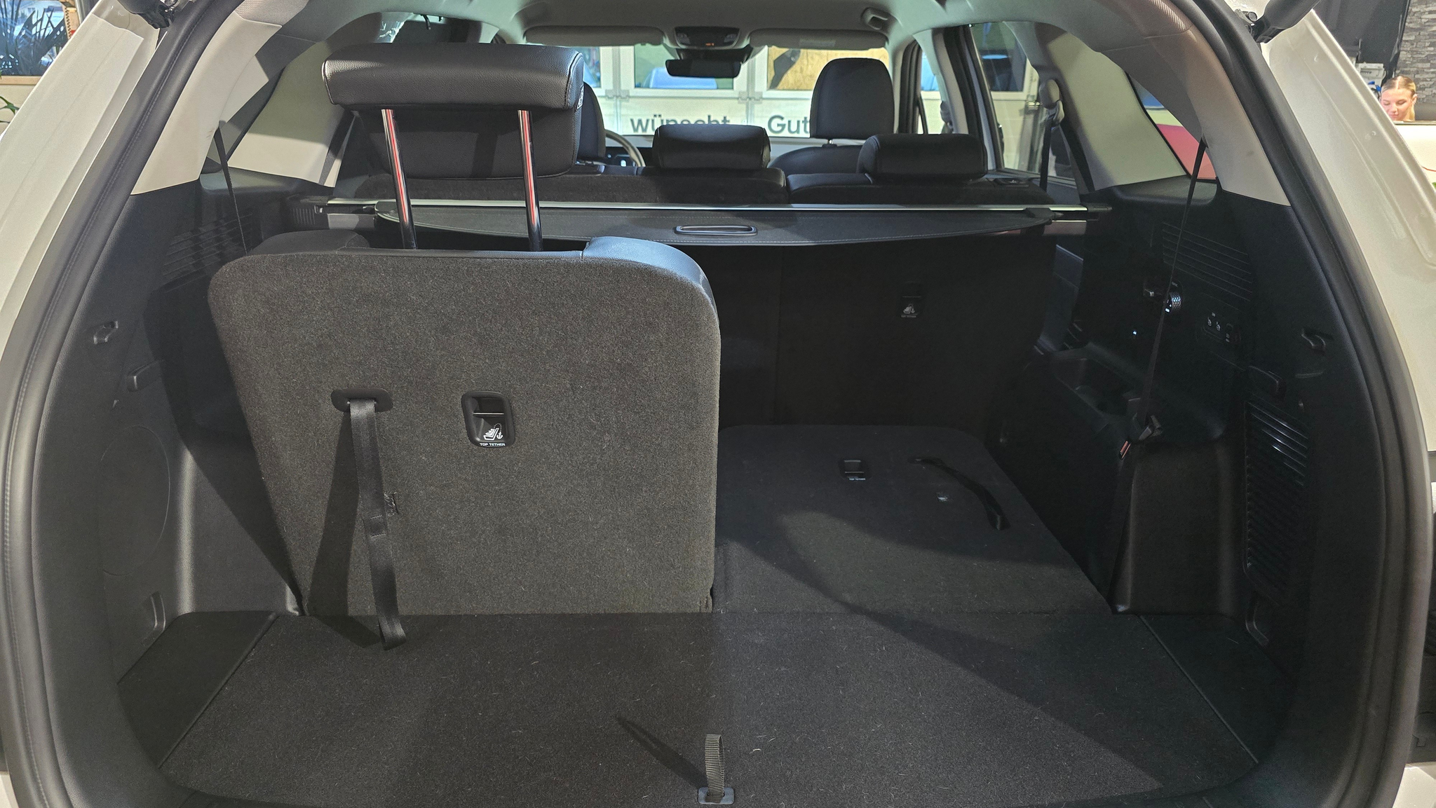 listing desktop thumbnail image 24