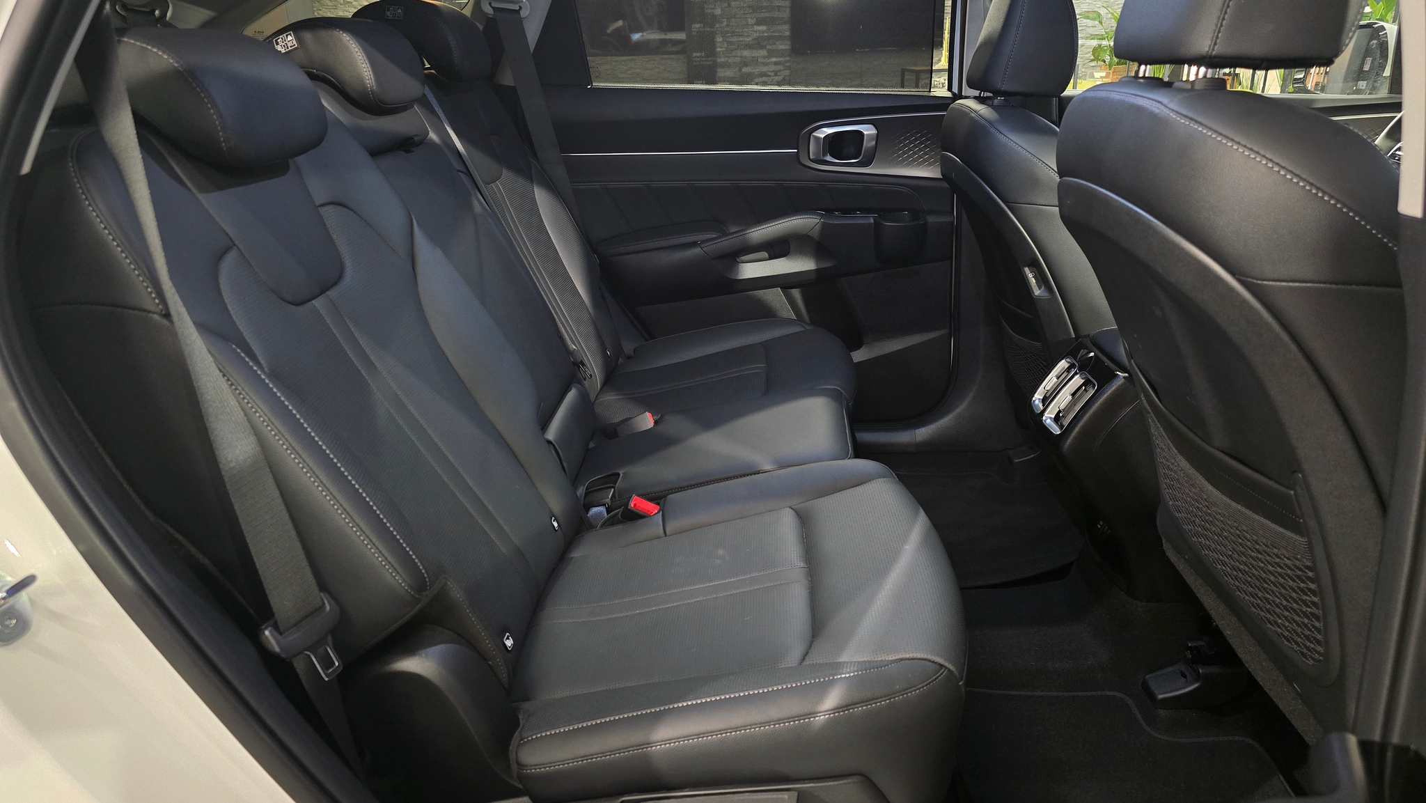 listing desktop thumbnail image 21