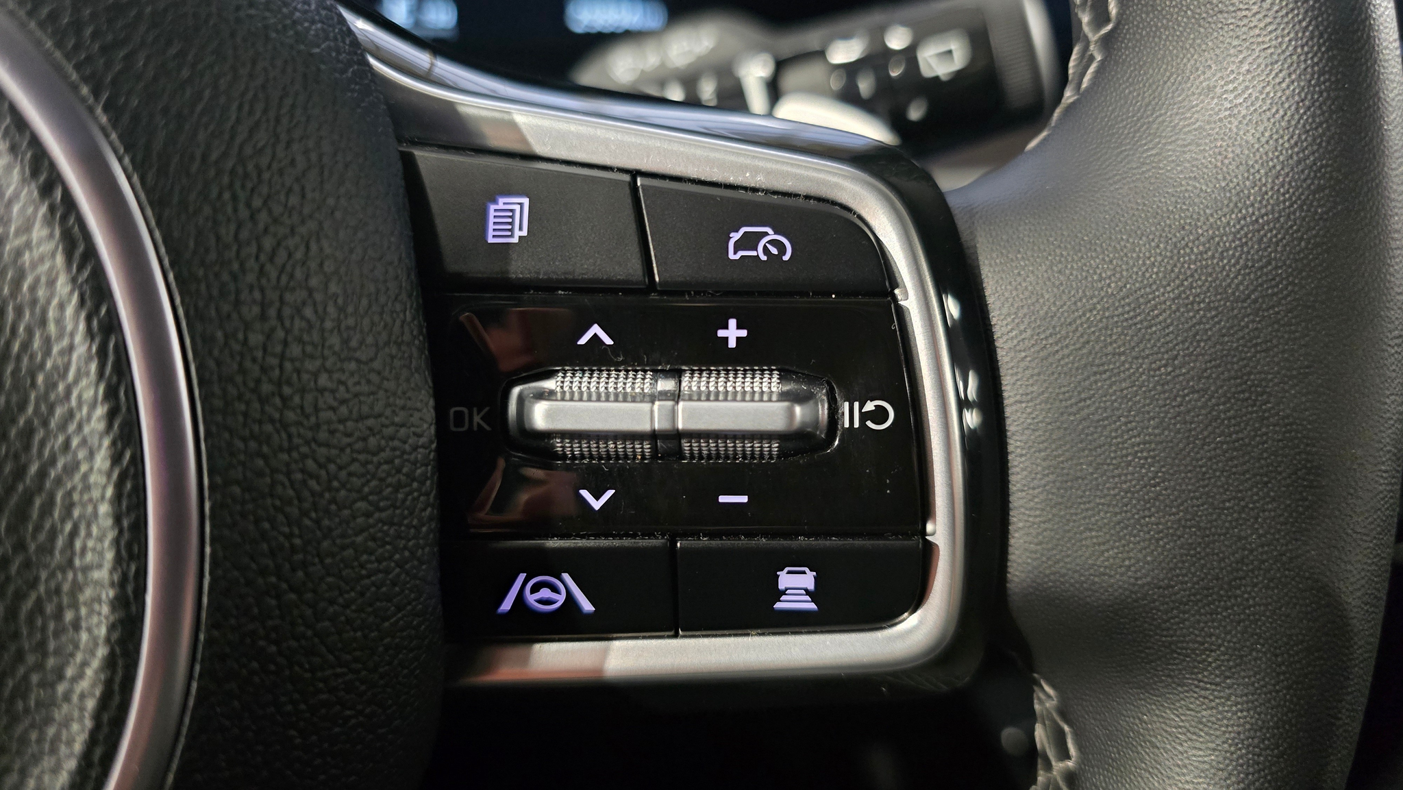 listing desktop thumbnail image 13