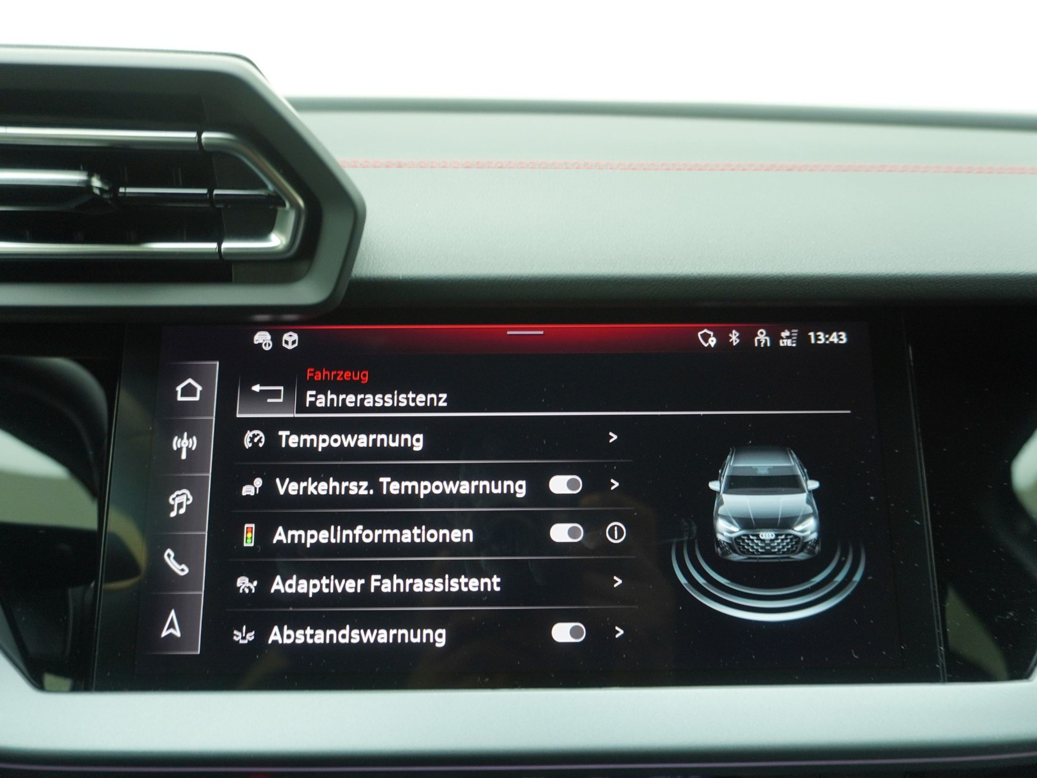 listing desktop thumbnail image 17