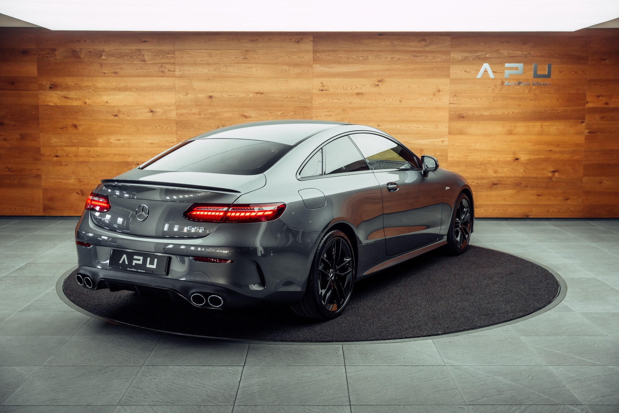 listing desktop thumbnail image 1