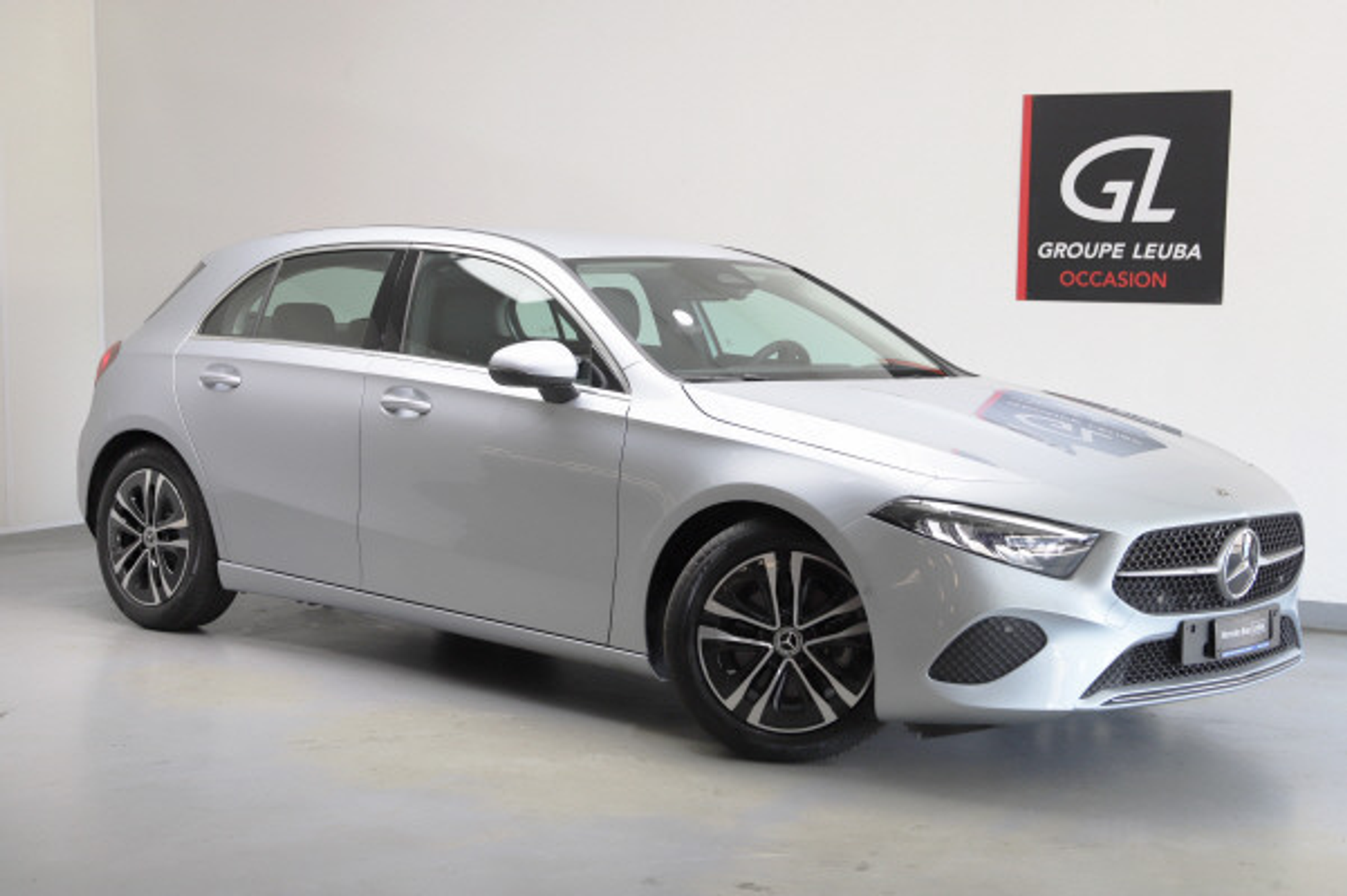 listing desktop thumbnail image 0