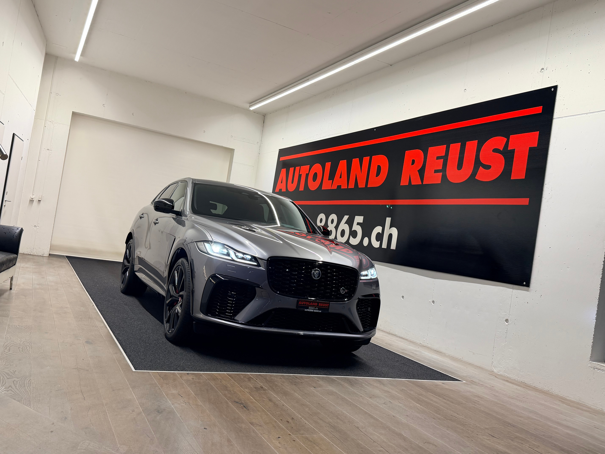 listing desktop thumbnail image 0