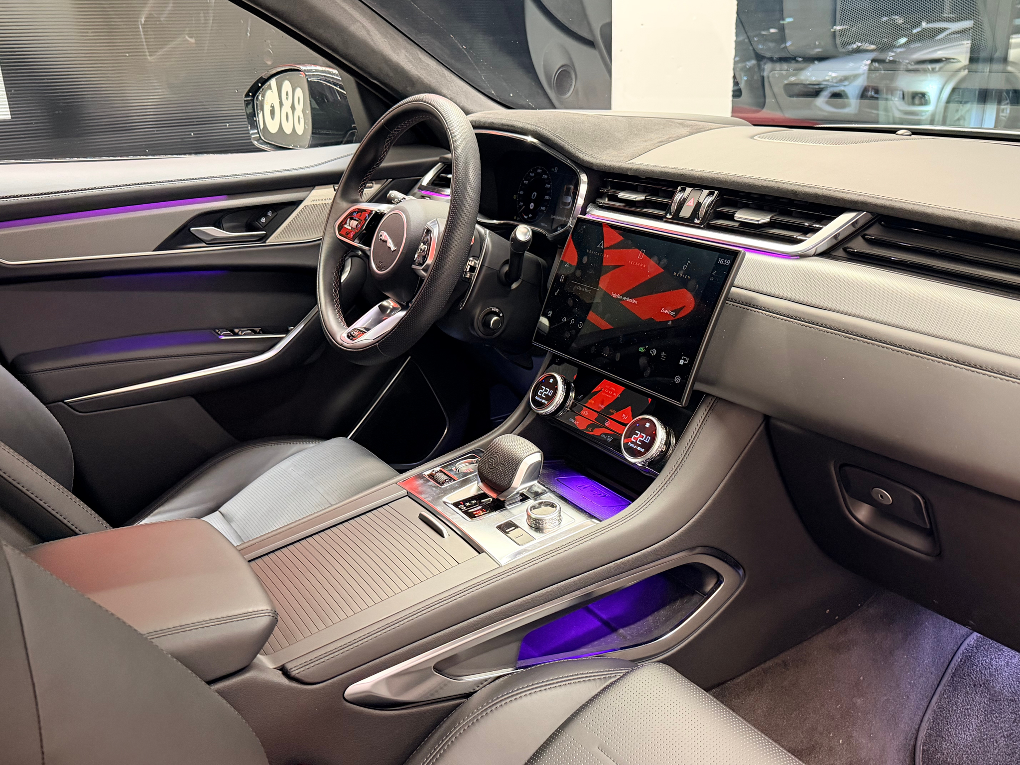 listing desktop thumbnail image 19