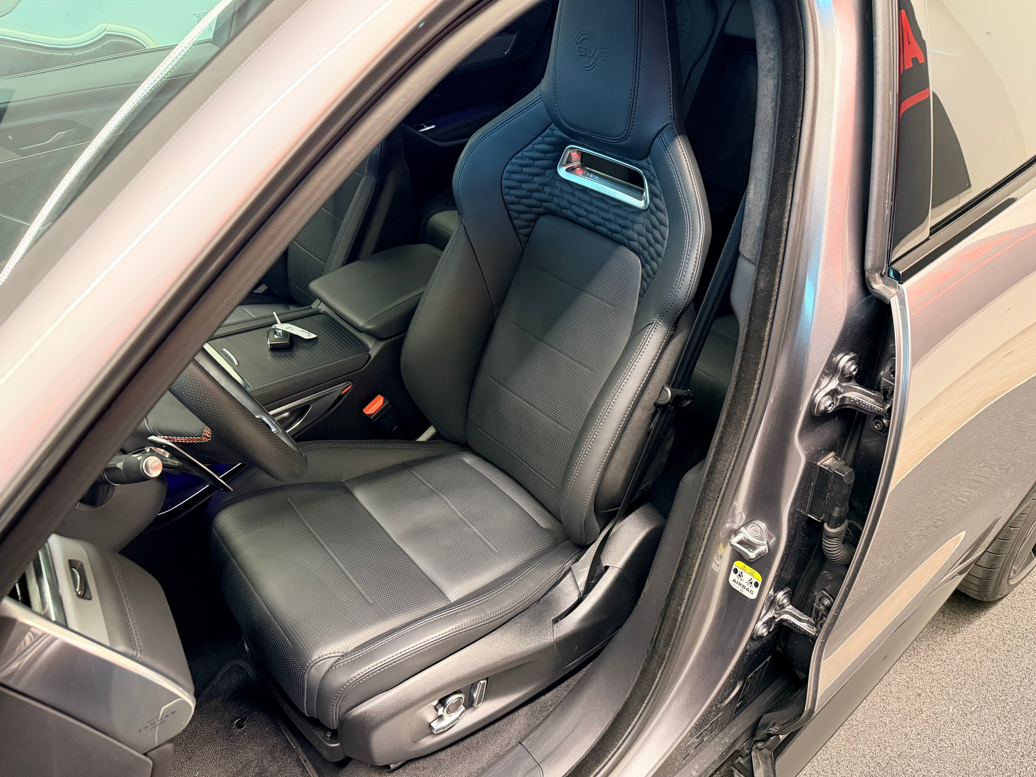 listing desktop thumbnail image 13