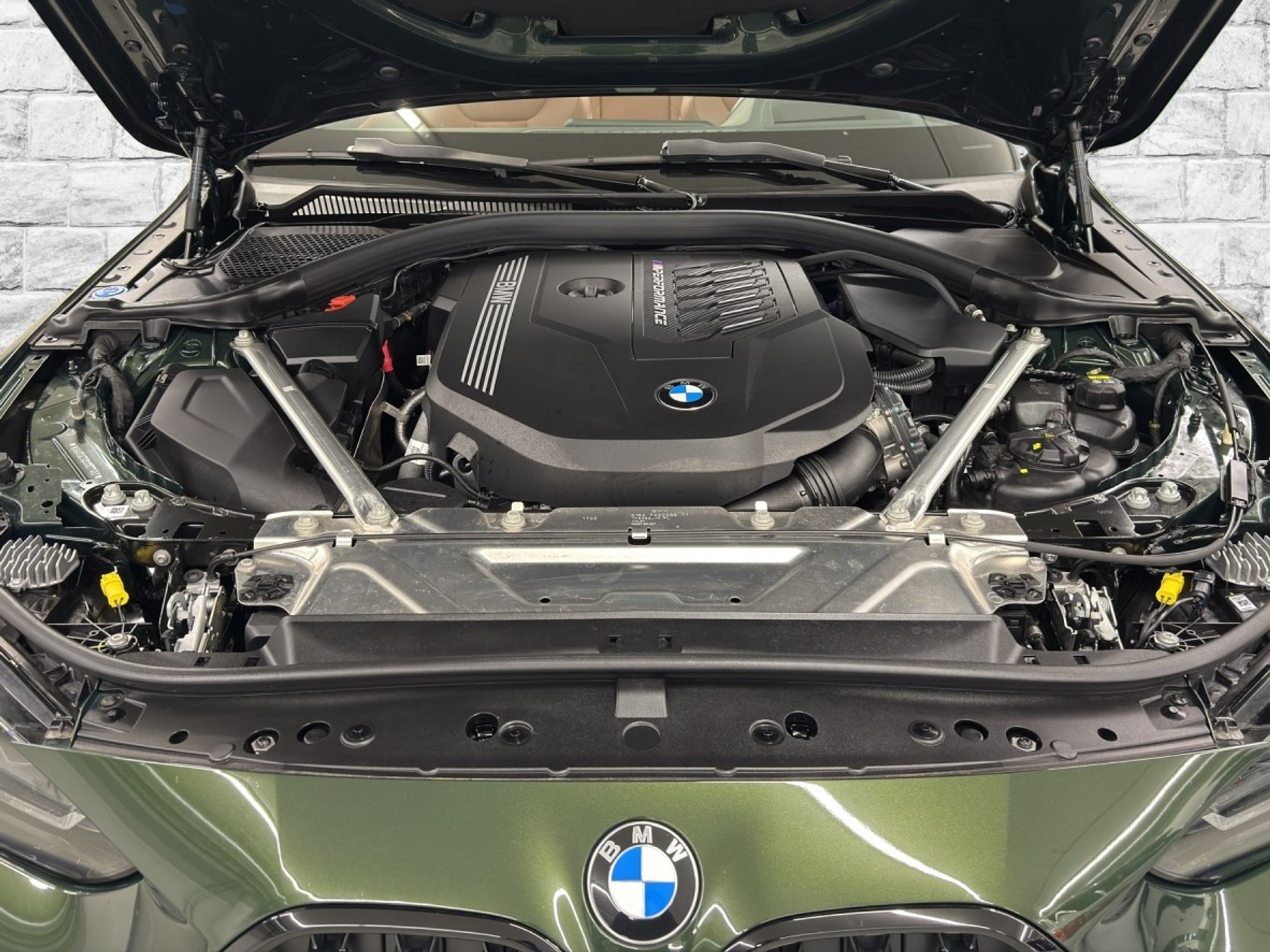 listing desktop thumbnail image 23