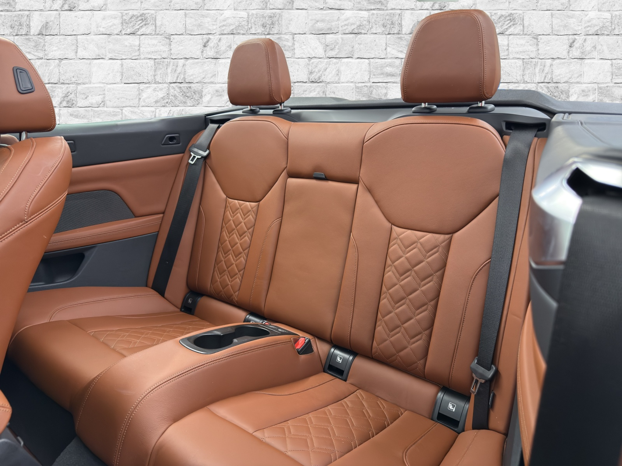 listing desktop thumbnail image 16