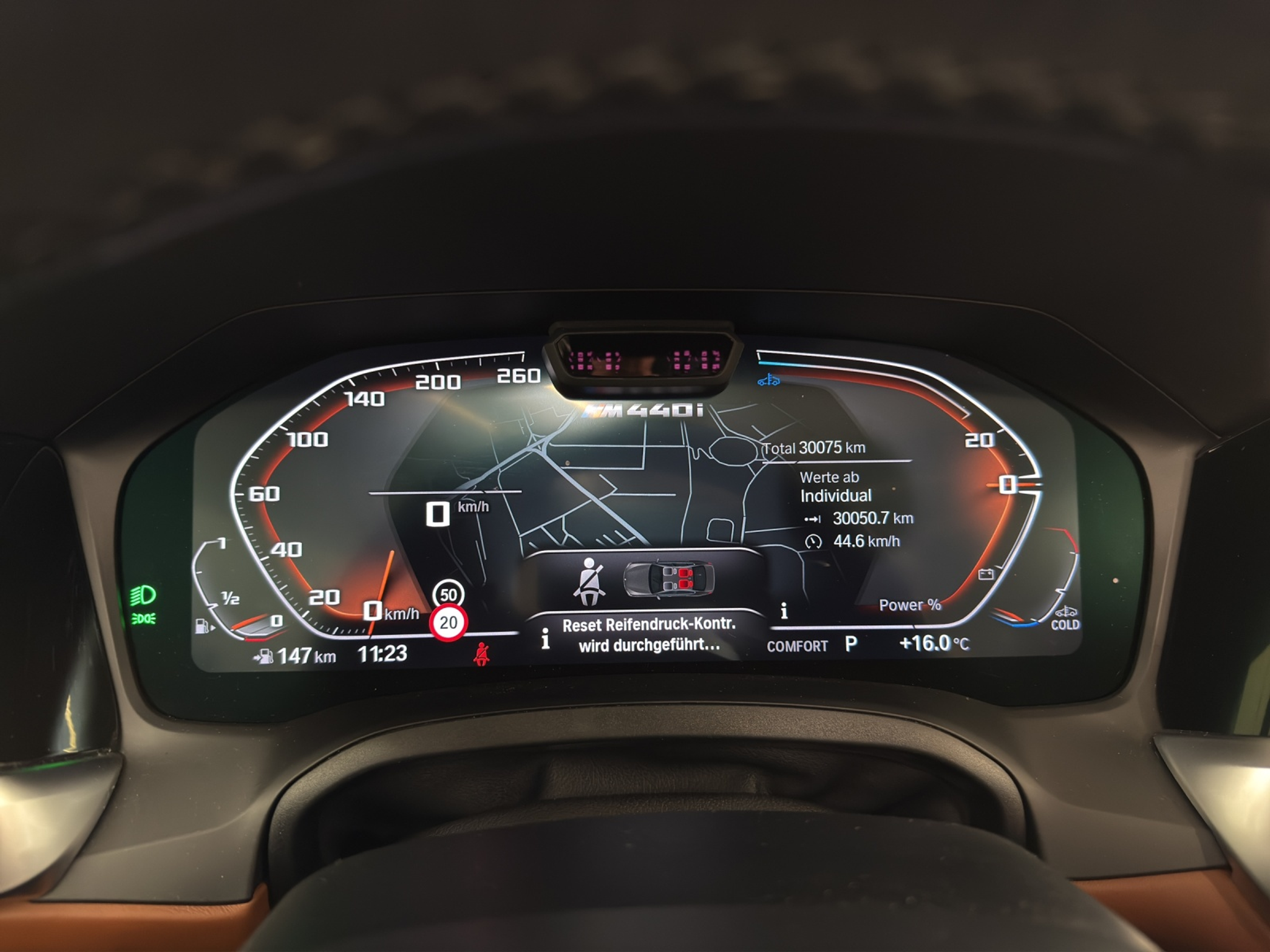 listing desktop thumbnail image 14