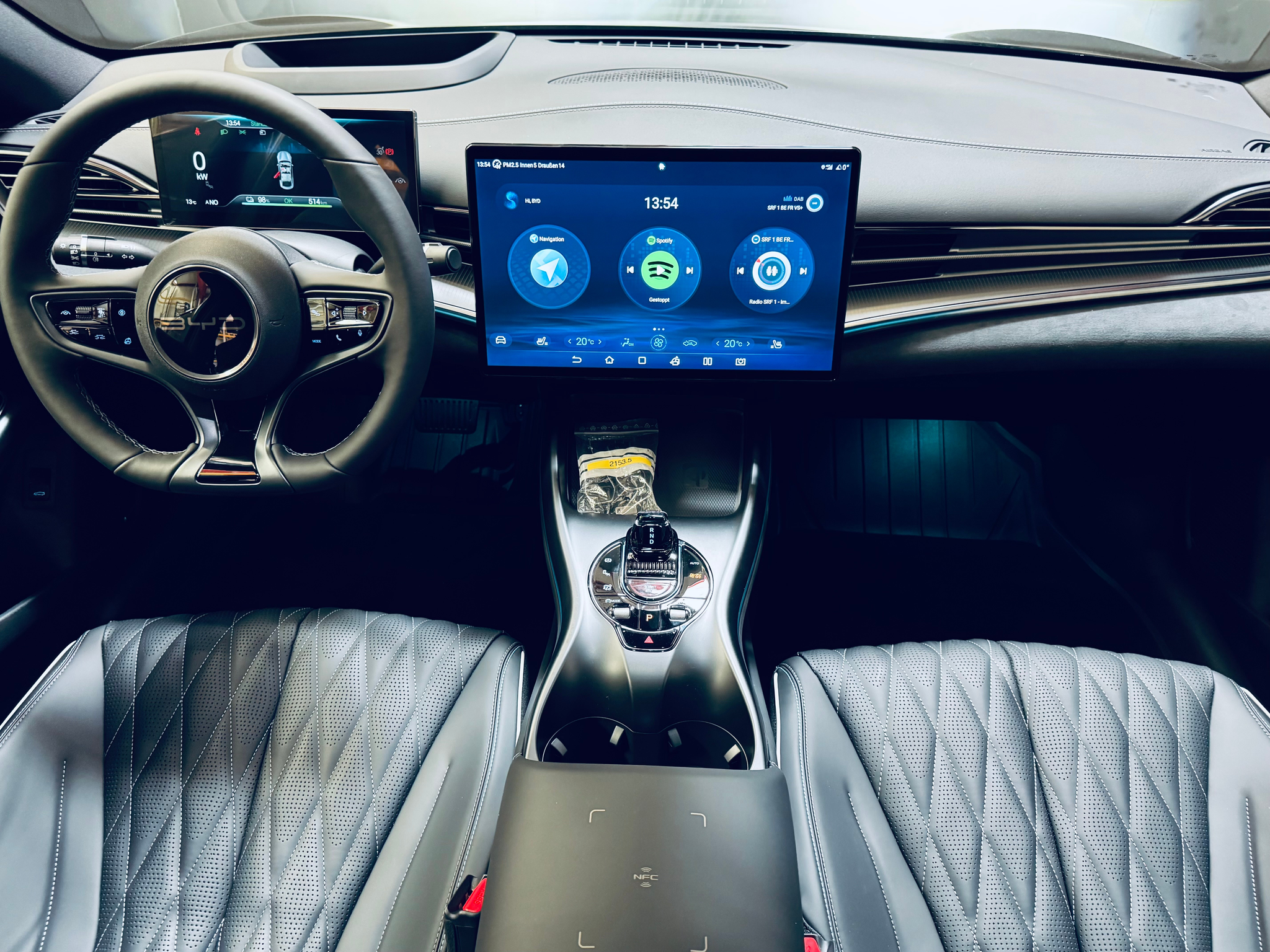 listing desktop thumbnail image 1