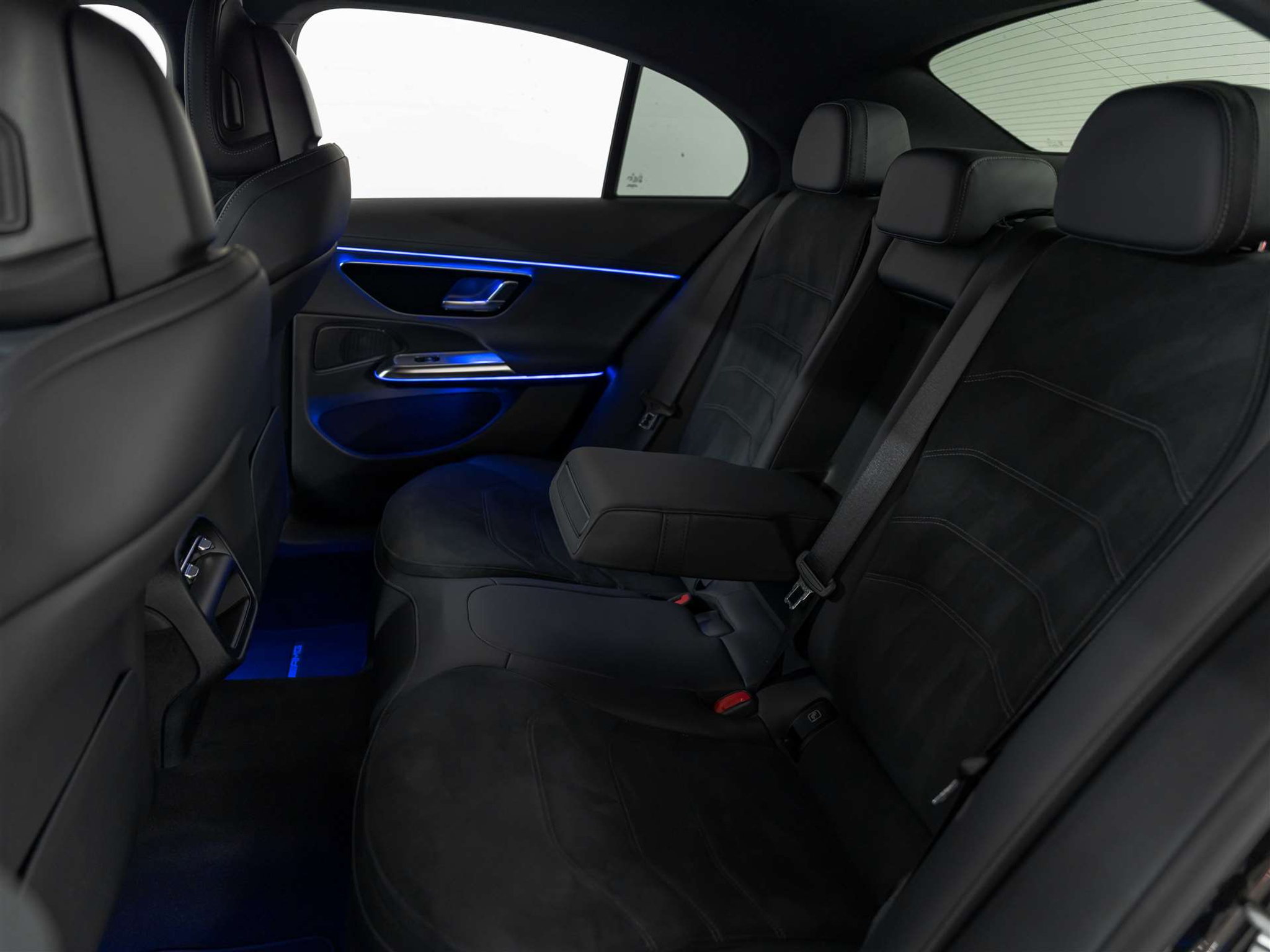 listing desktop thumbnail image 13